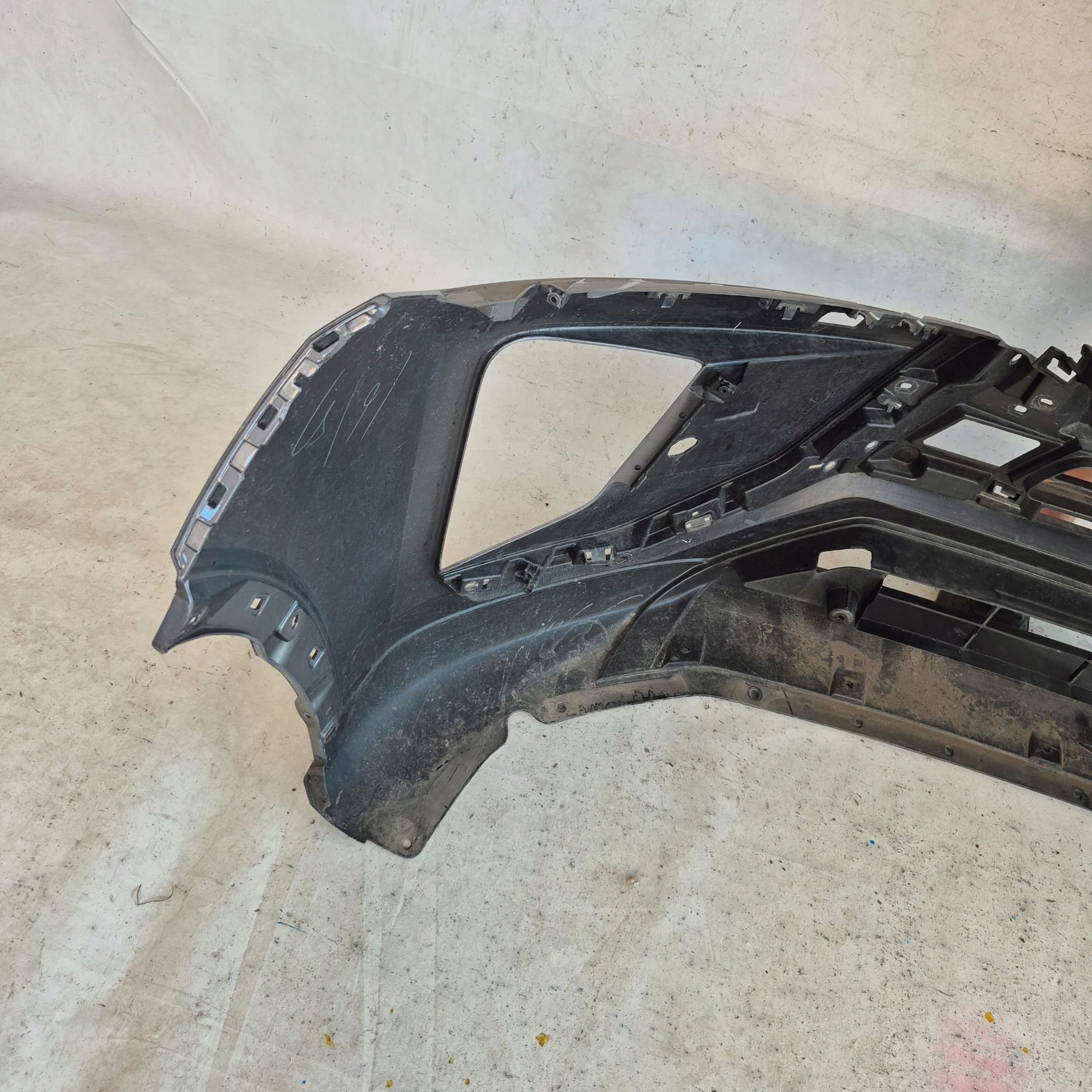 MITSUBISHI ECLIPSE CROSS 18-20 bumper front front PDC SPR