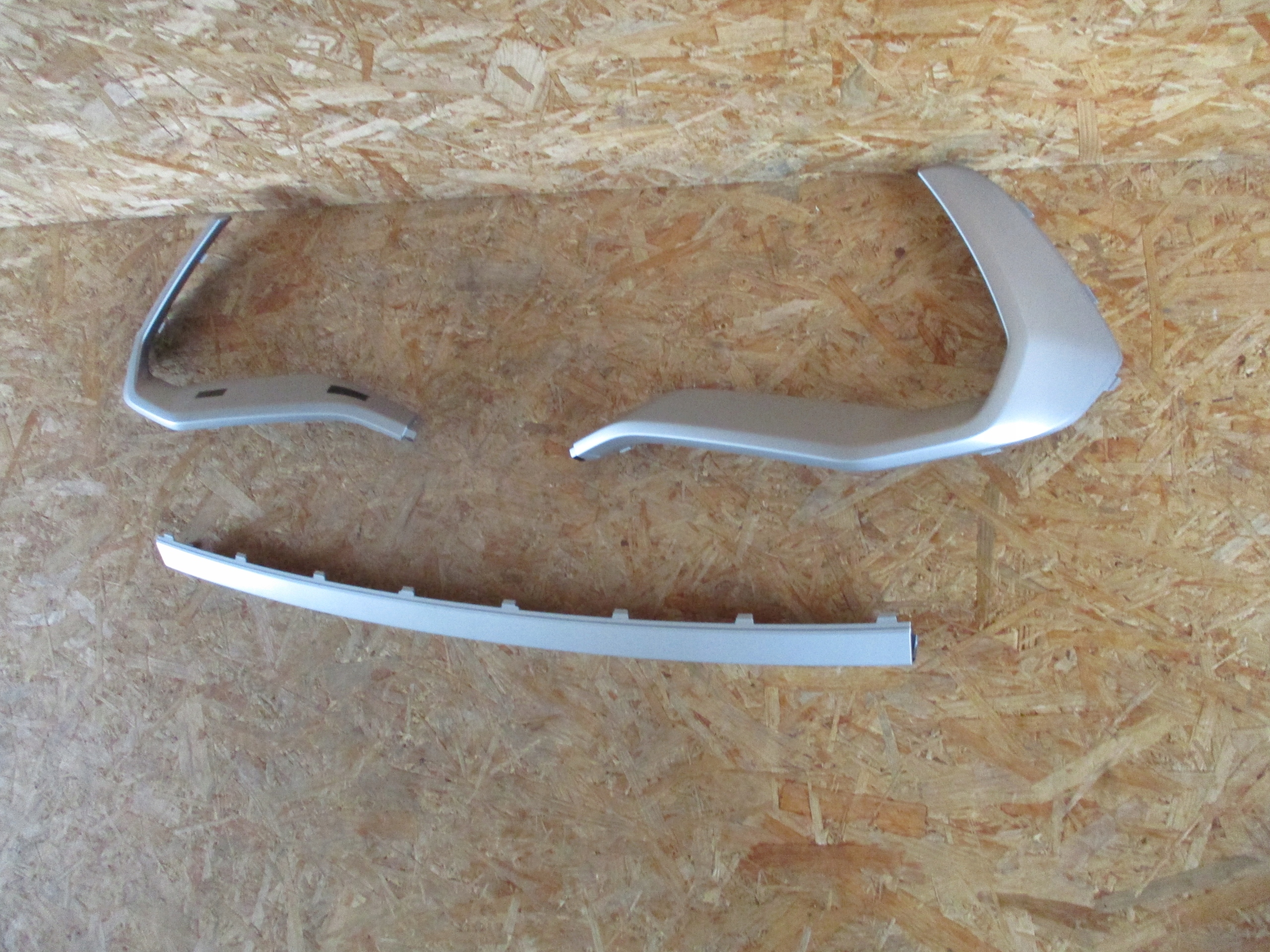 modanatura Paraurti posteriore AUDI Q3 83F S LINE 19
