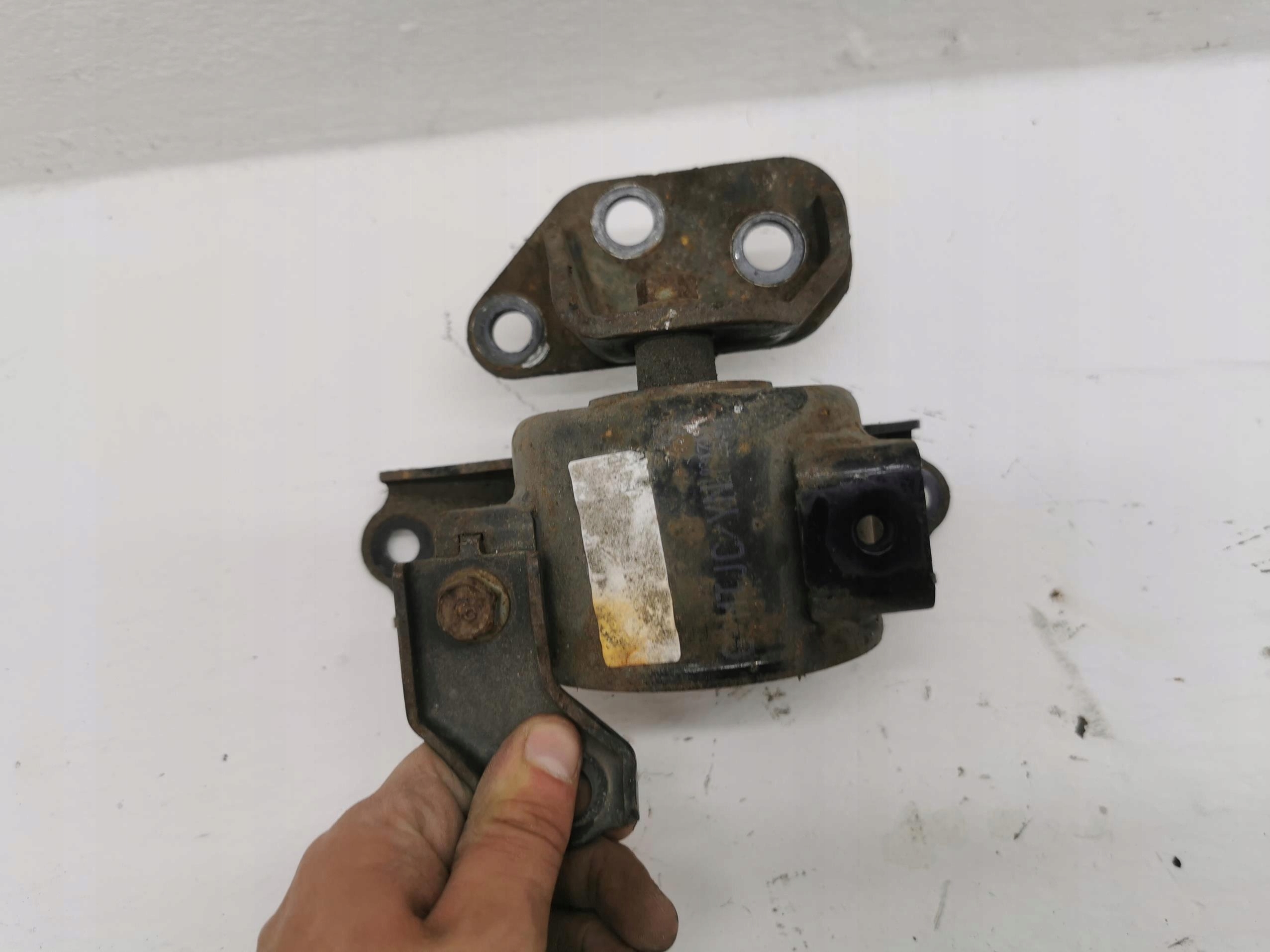 engine mount HYUNDAI IX20 1.4 MPI 10-15
