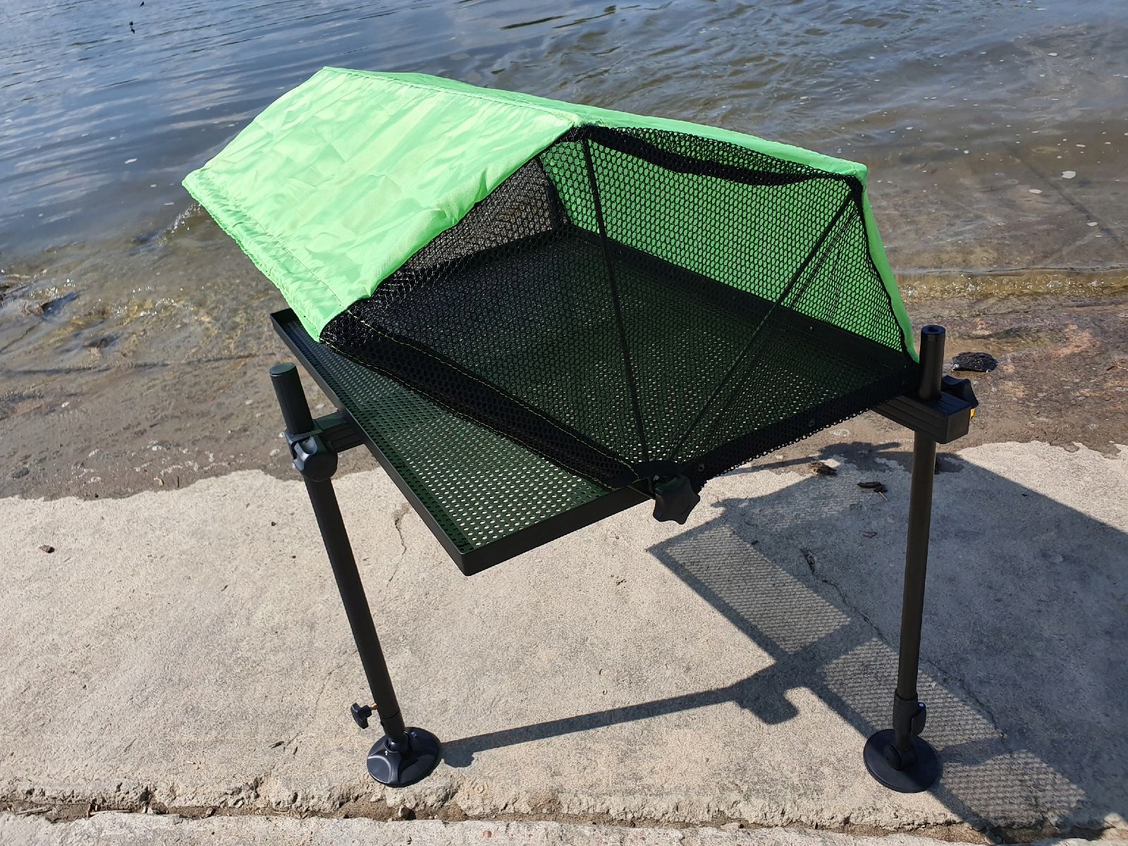 PÓŁKA Z OSŁONĄ MISTRALL DO PODEST 65cm x 45,5cm Marka Mistrall