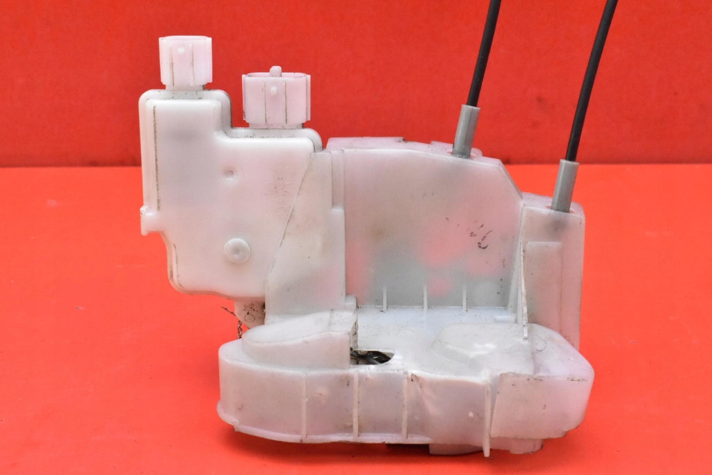 lock door left front front EU SUBARU LEGACY 4 IV KOMBI 06-09
