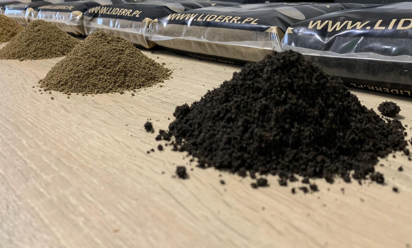 Glina wędkarska RZECZNA MOCNA 2kg Liderr Marka inna