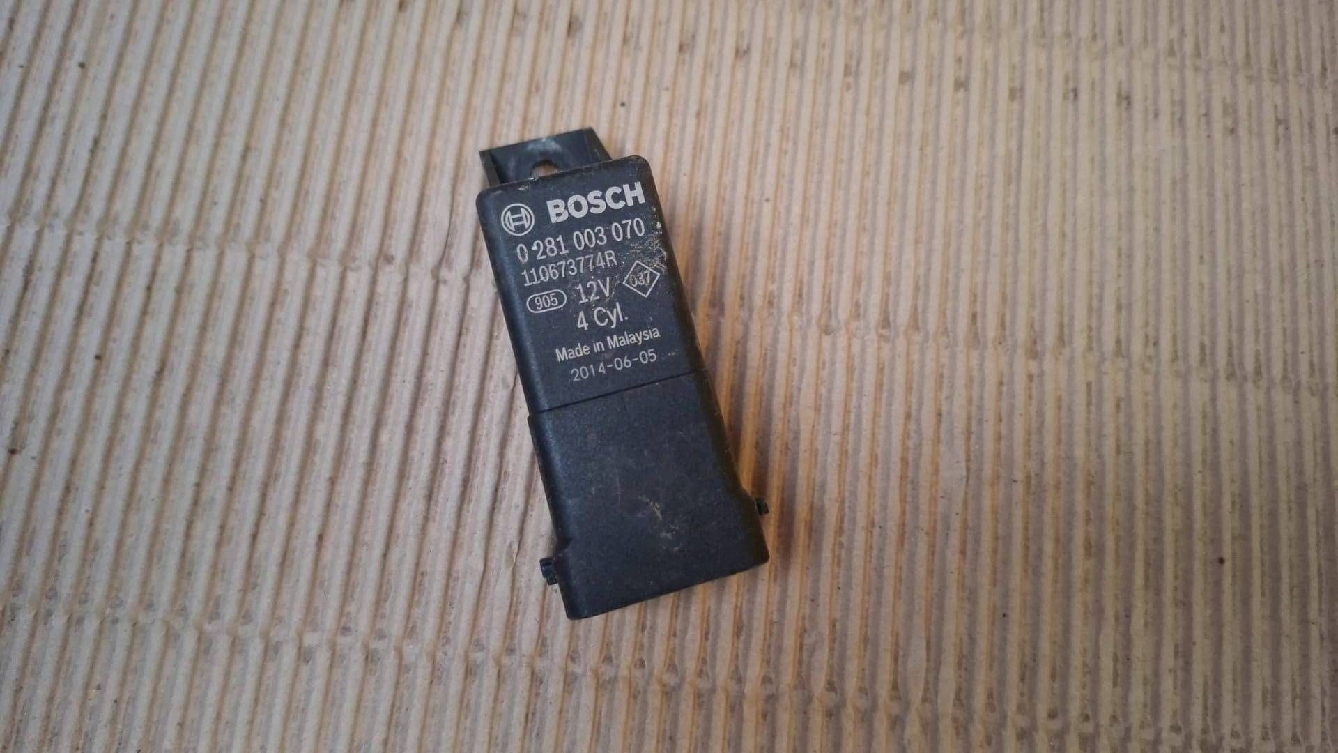 relay control unit plugs zarowych Renault Espace V (RFC) 110673774R