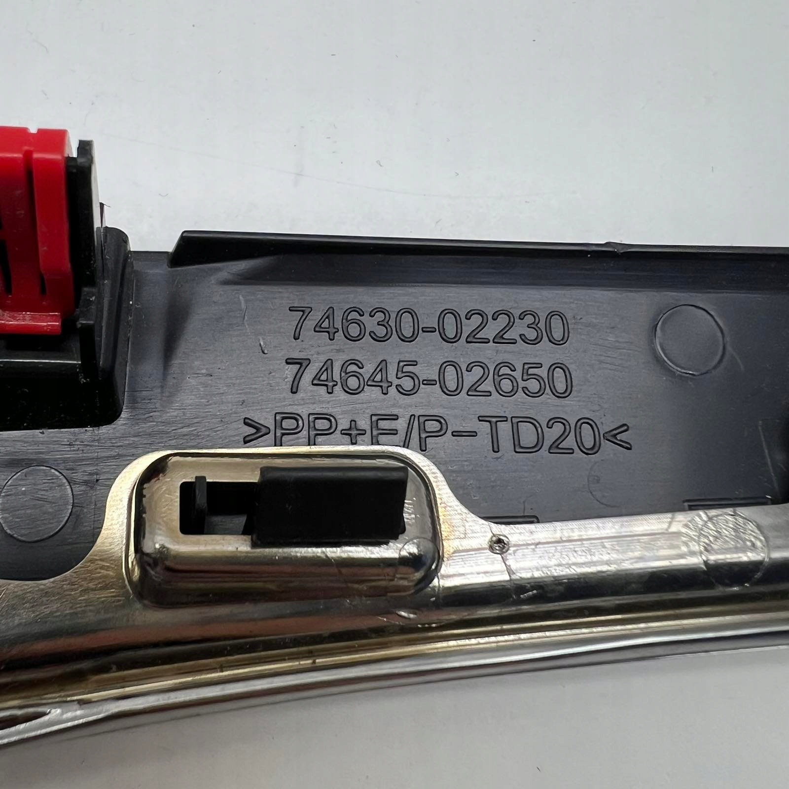 TOYOTA COROLLA E21 2018-> cover door right front 74630-02230
