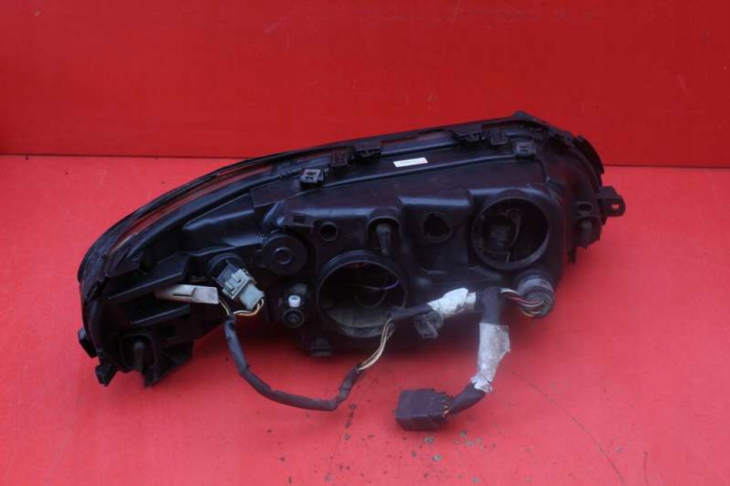 REFLEKTOR left light front EU VOLVO S60 1 and LIFT 04-09