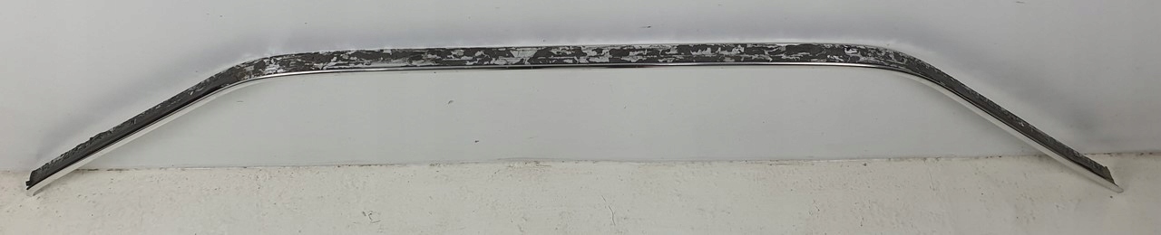 LISTWA KAROSERYJNA PRAWA CHROM MERCEDES W126 SEC Typ samochodu Samochody osobowe