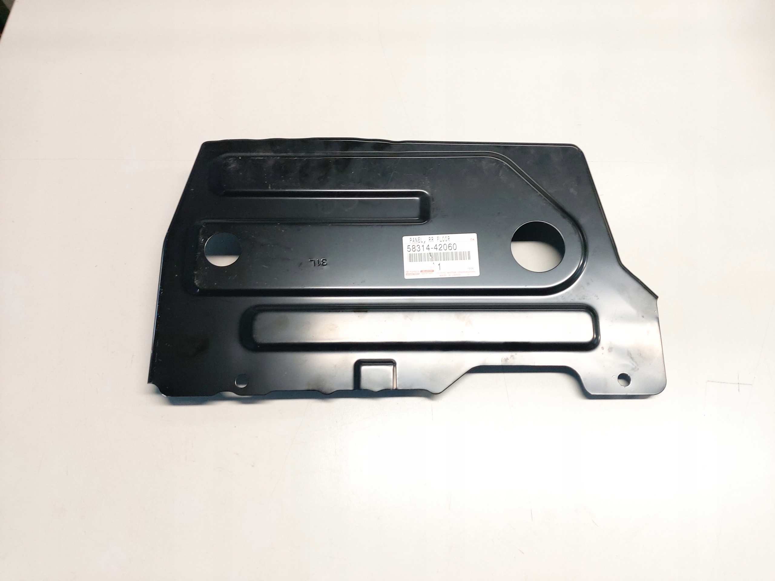 TOYOTA RAV4 V 19- PANEL PODŁOGI LEWY TYŁ FV 58314-42060