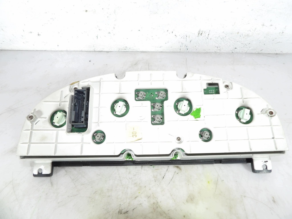 FORD MONDEO MK3 2.0TDCI dials 3S7T-10849