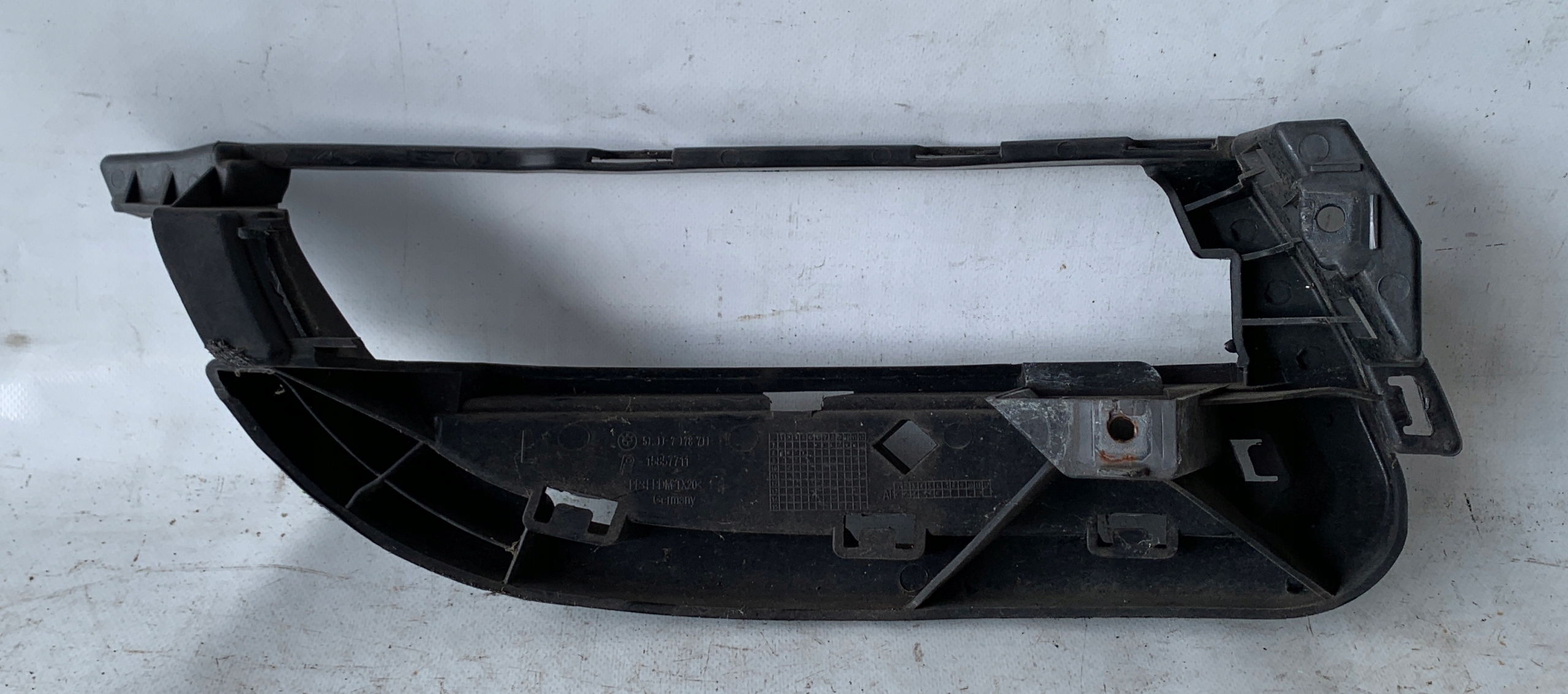 grid left of a bumper front BMW 1 E82 E88