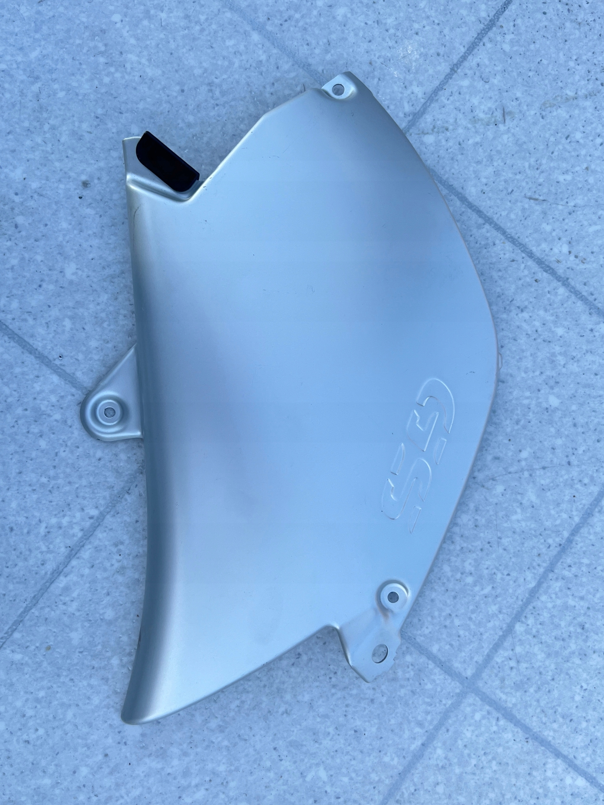 Pravý kryt prekrýva nádrže Bmw R1200GS K25 R1200GS Adv K255 Bmw 7694534