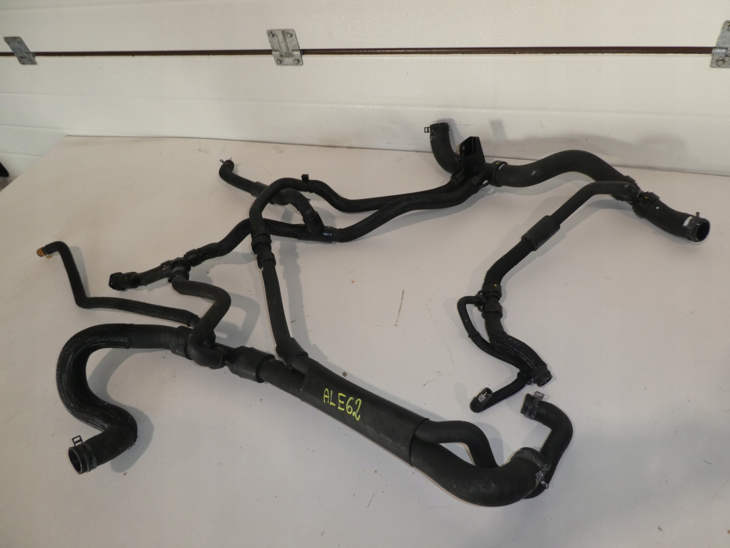 hadice hadice vody Renault MASTER IV 215015155R
