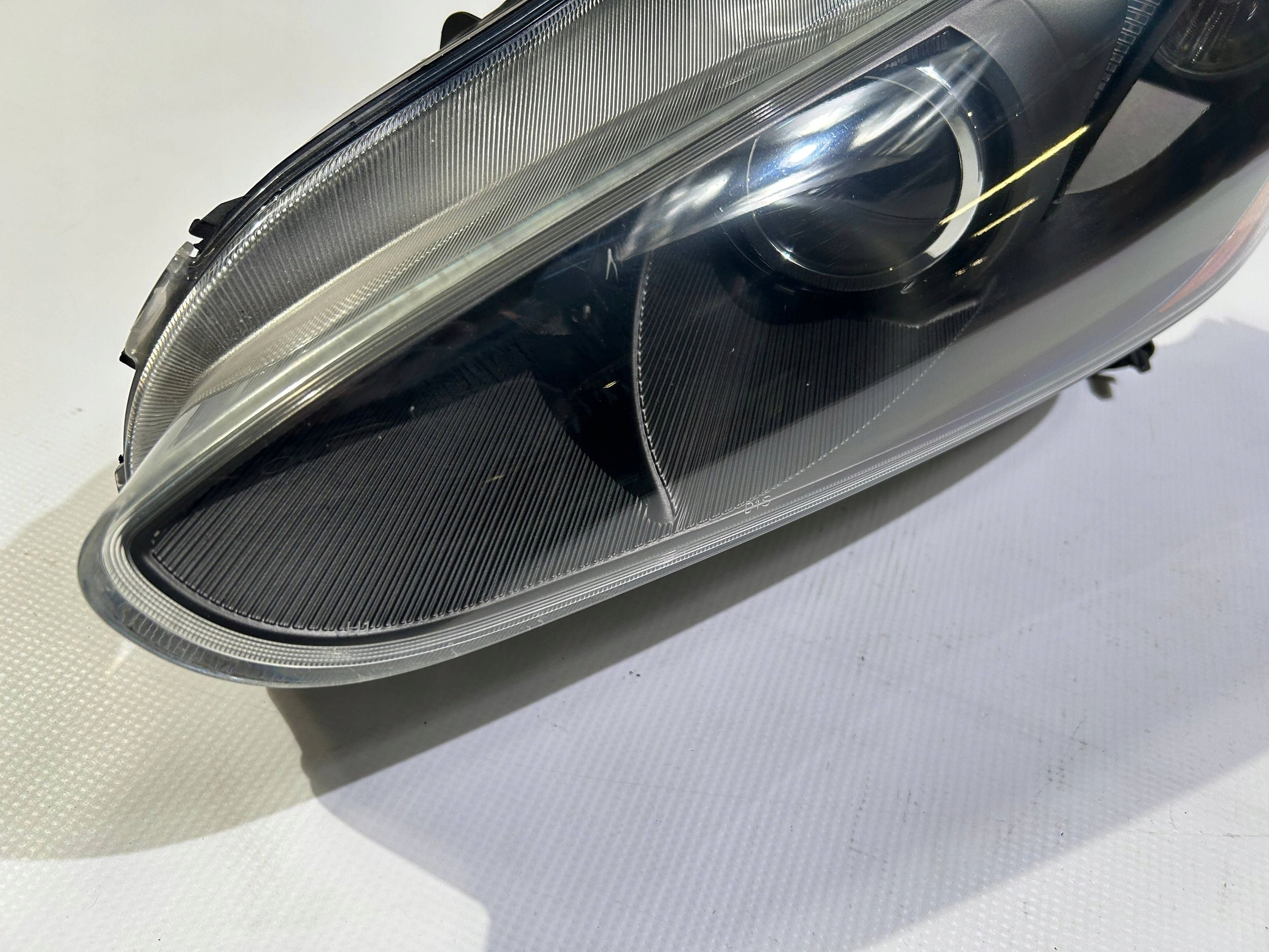 light front left reflektor left Bi Xenon Maserati GranTurismo 2008