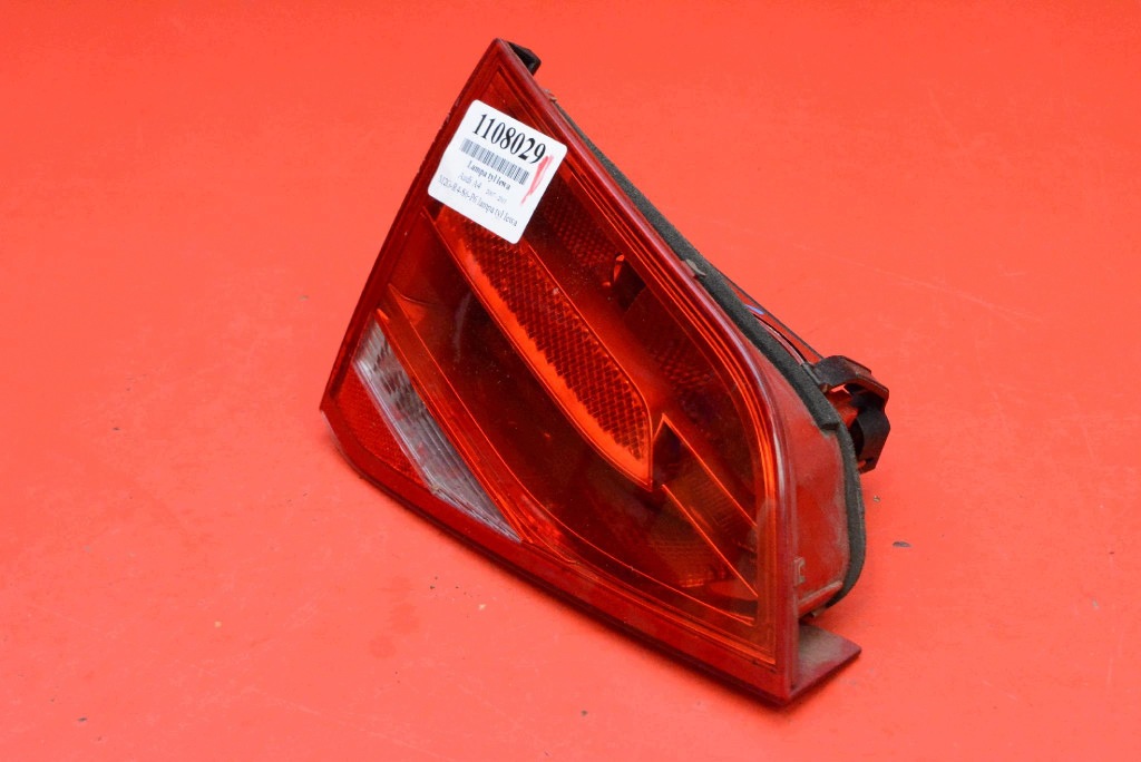 light left rear part rear 8K5945093D AUDI A4 B8 sedan 07-11