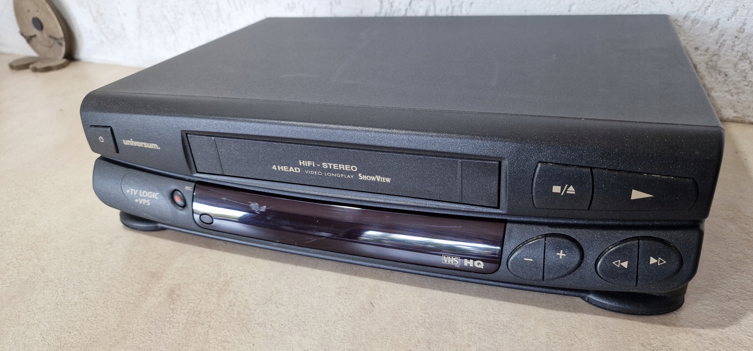 Video magnetowid UNIVERSUM VR 776 Marka Universum