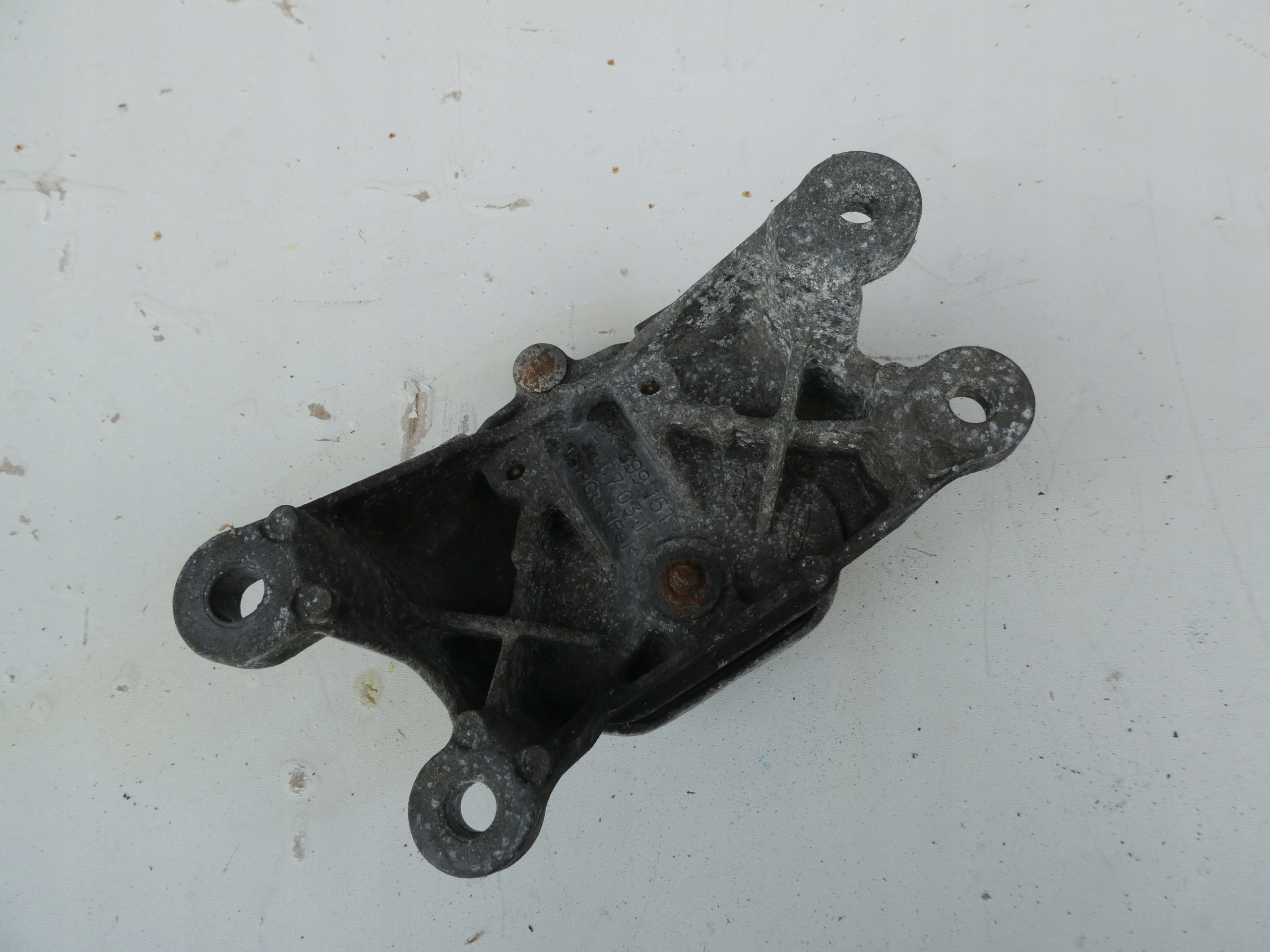 holder gearbox mounting AUDI A4 A5 8K0399115T