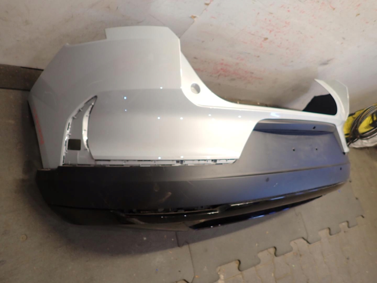 bumper rear part rear POLESTAR 4 2023