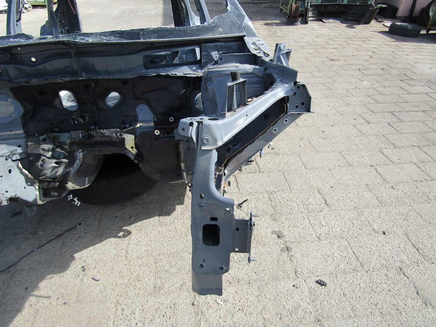 X-TRAIL IV T33 23R PODŁUŻNICA LEWA ĆWIARTKA KBY Producent części Nissan OE