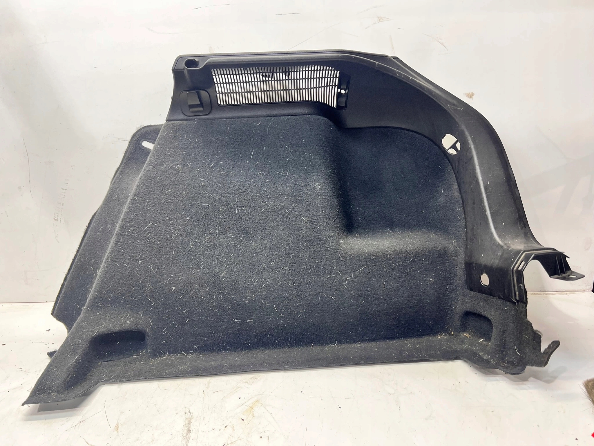 boot upholstery right rear part AUDI A3 8P SPORTBACK 8P4863880M 9BT 1/