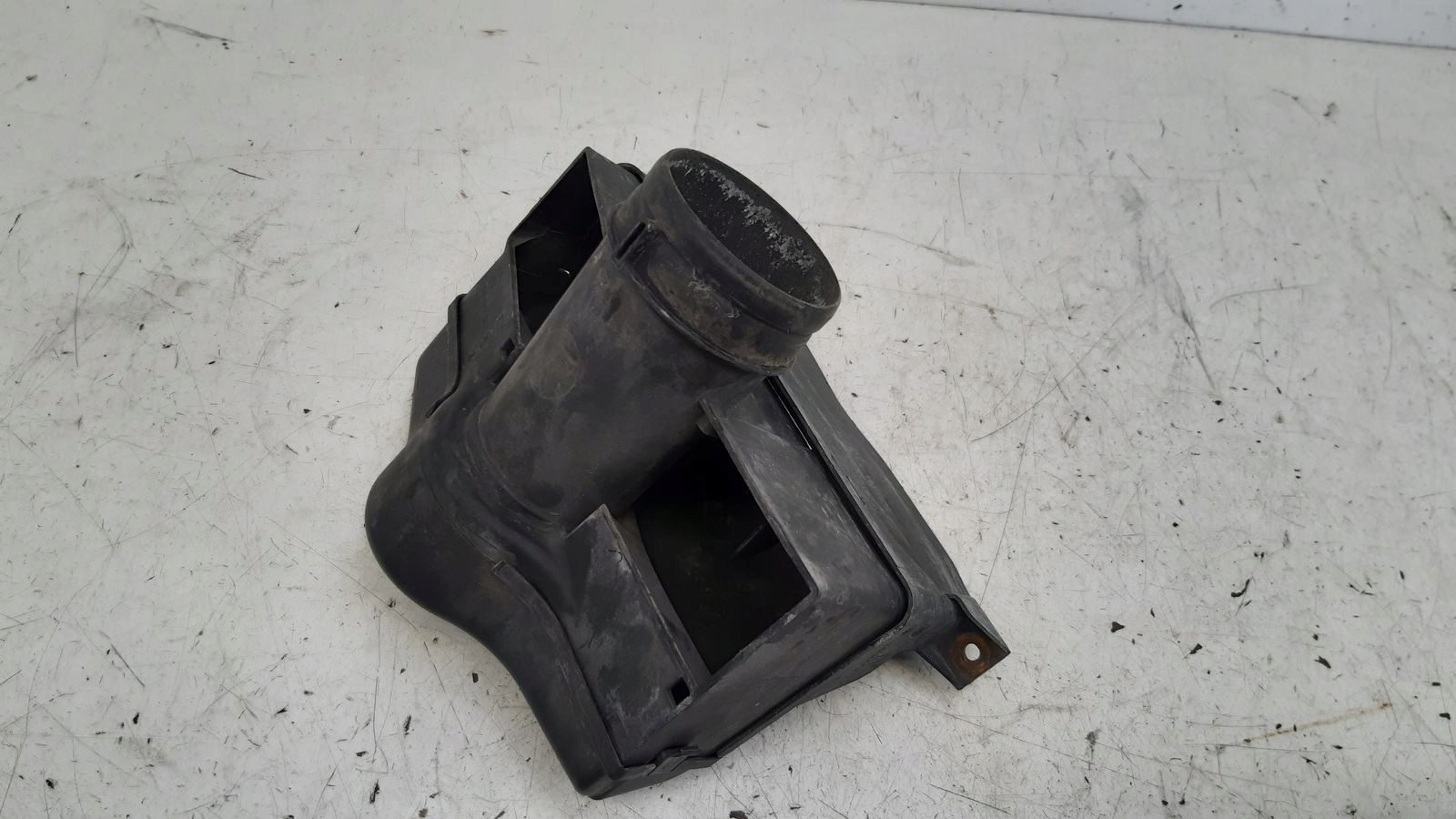 tube intake drain pipe air Audi A3 8P 1,6 SR MPI
