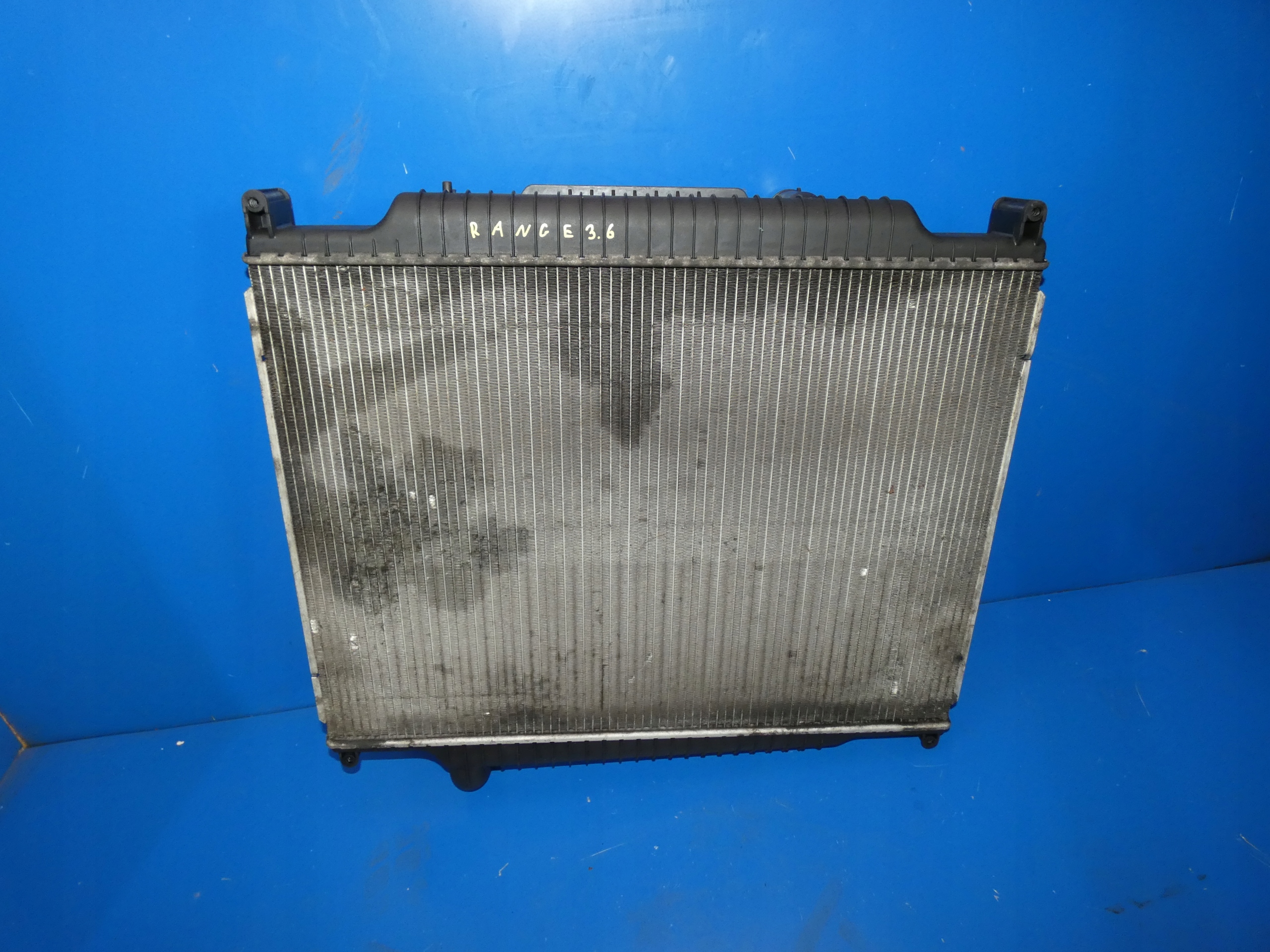 RANGE ROVER SPORT L320 L322 3.6 TD water cooler