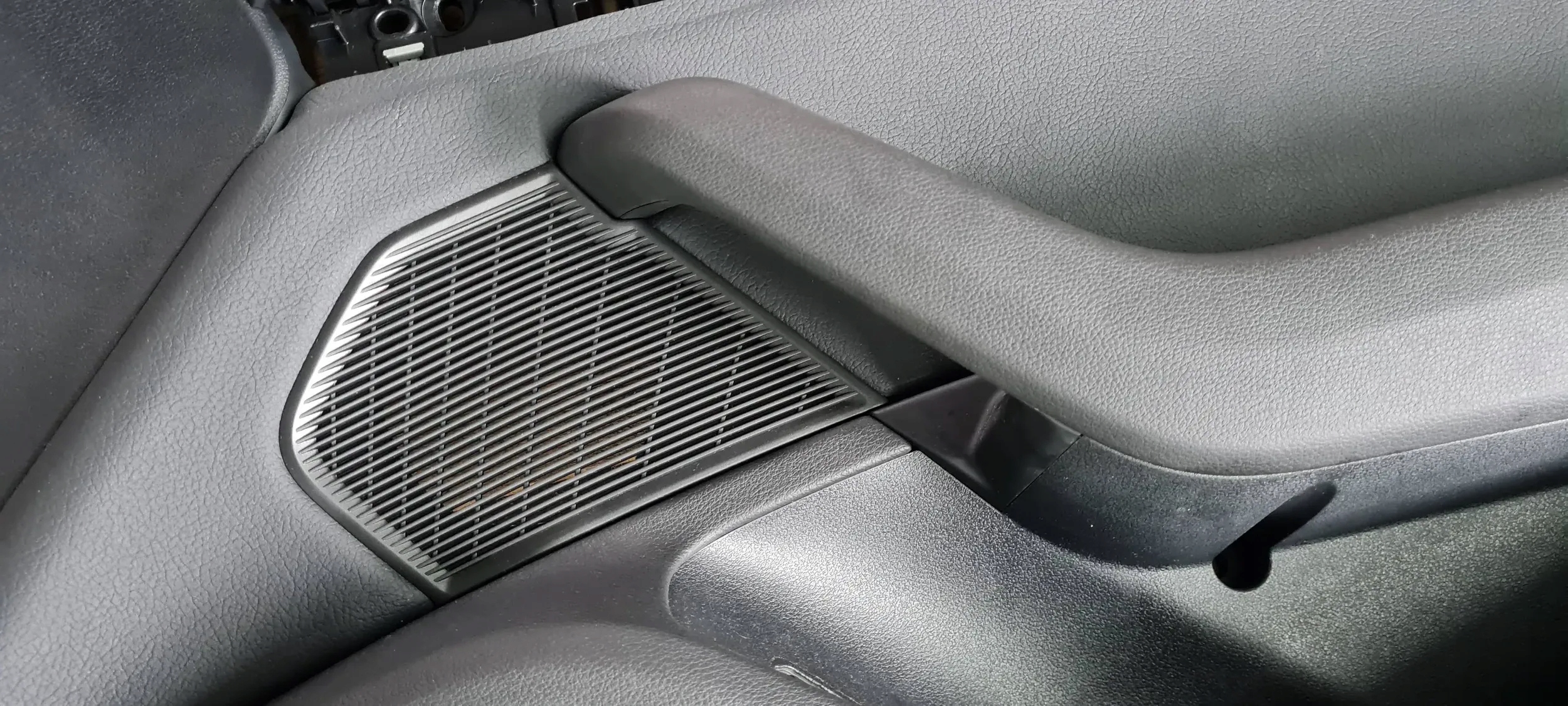 A4 B9 8W side upholstery right right front leather 8W0867134 UK