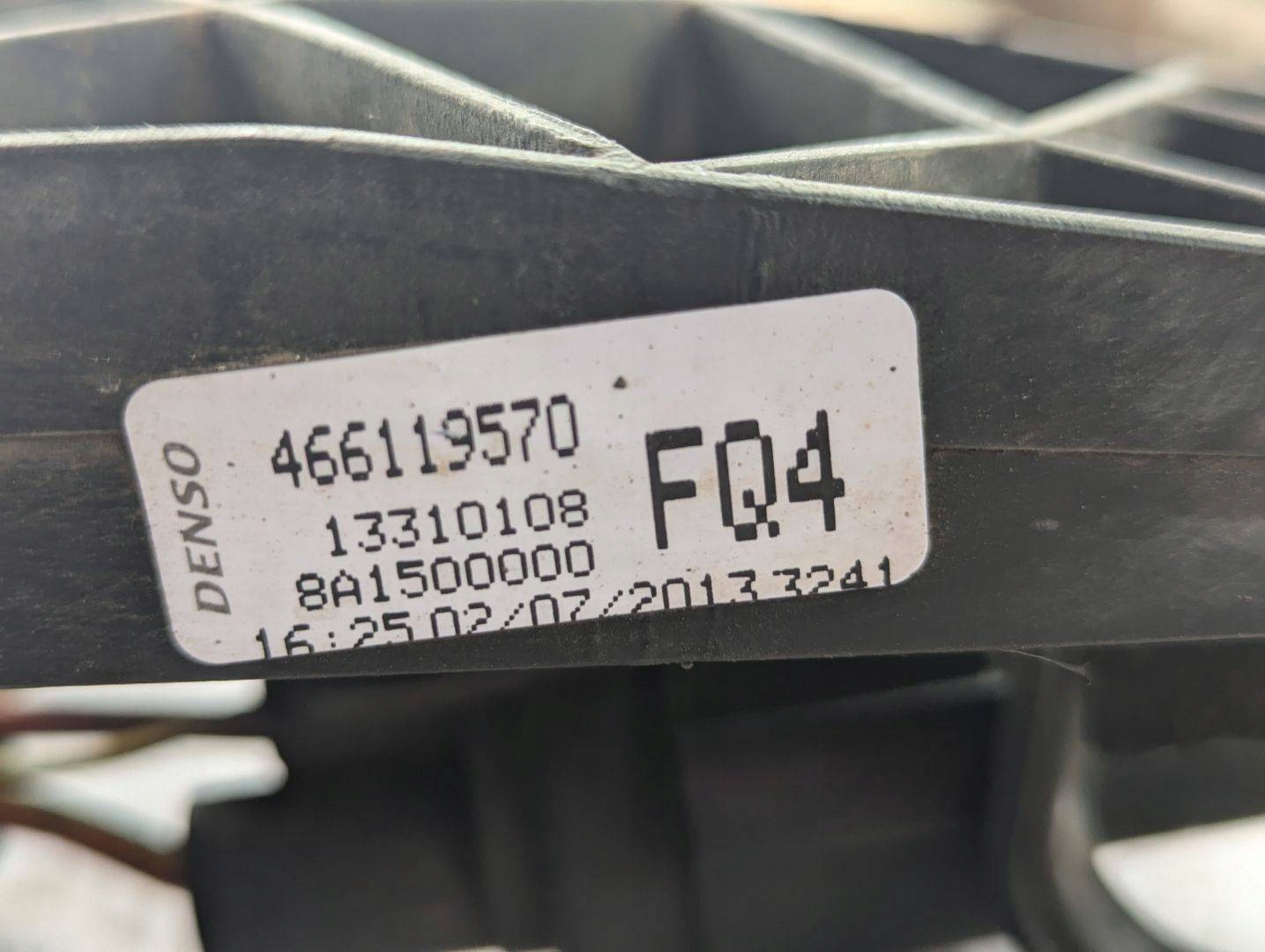 ventilátor chladiče Opel Corsa D facelift 2013 13310108
