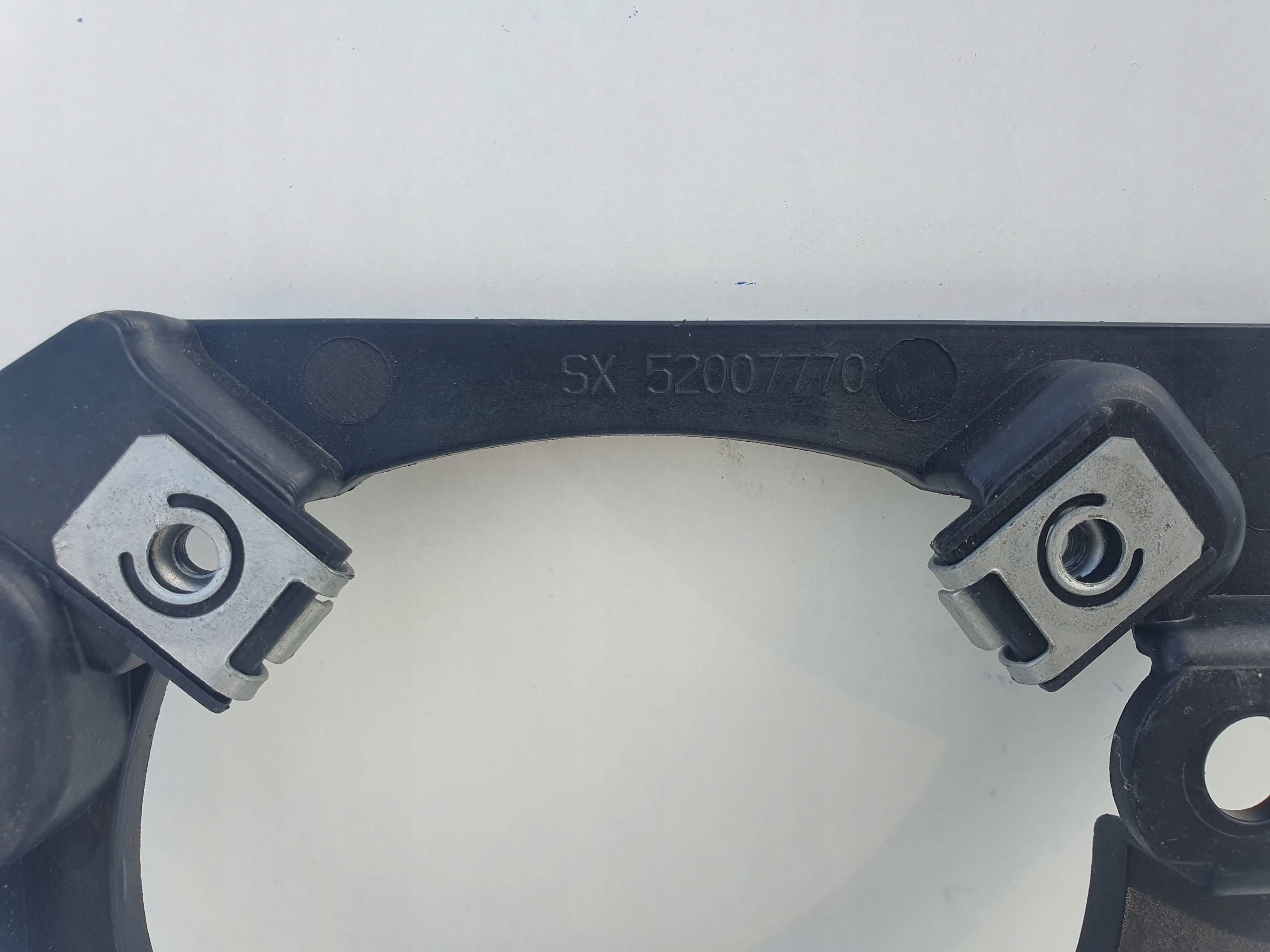 Fiat 500 bracket holder lights przedniej lewej front