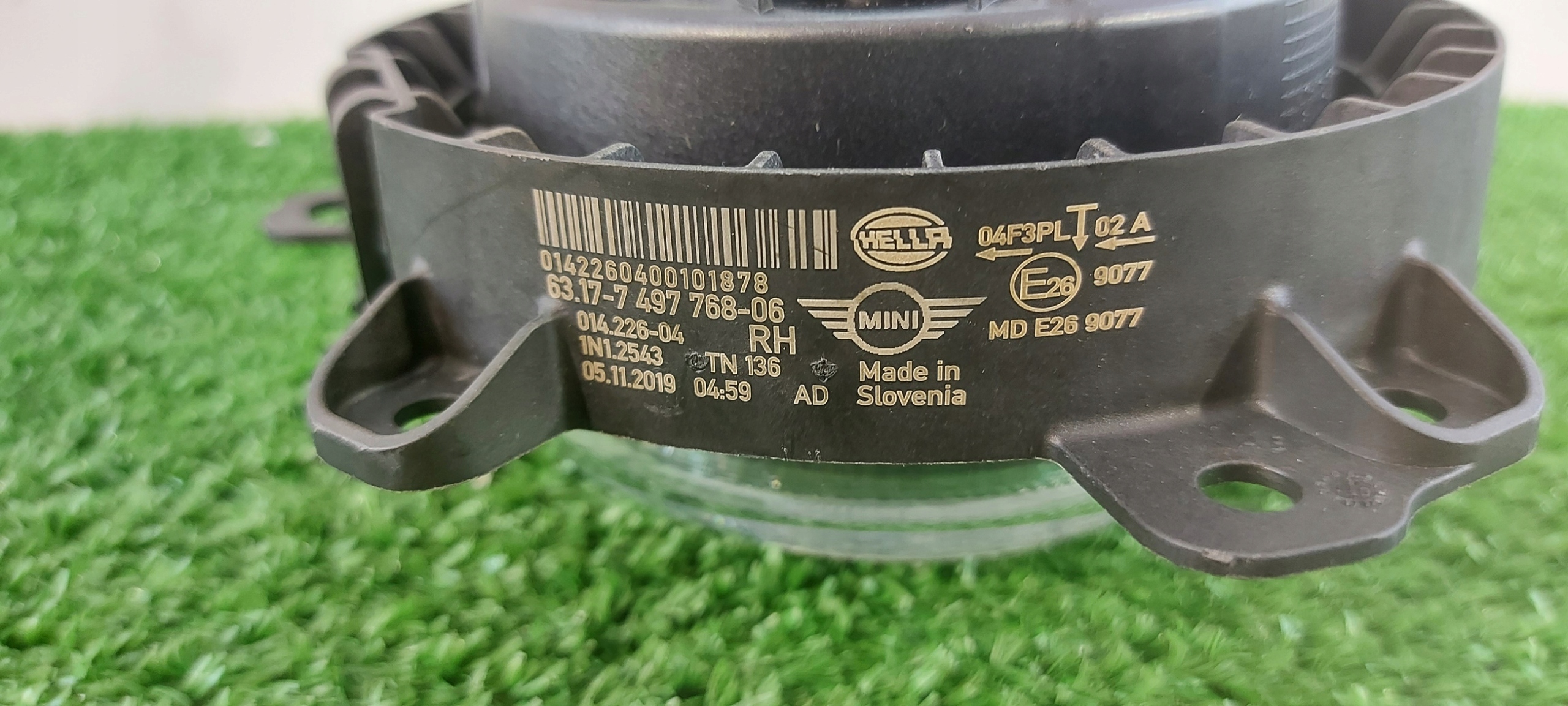 MINI COOPER 2019-2022 год правый ГАЛОГЕН led oe