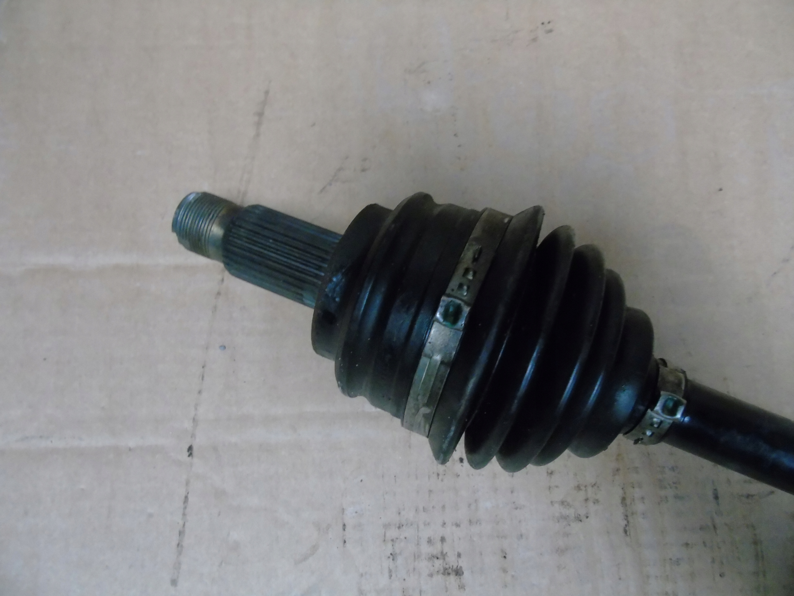 IDEALNA KPL. semi-axis right front BMW F15 F16 E70 E71 1