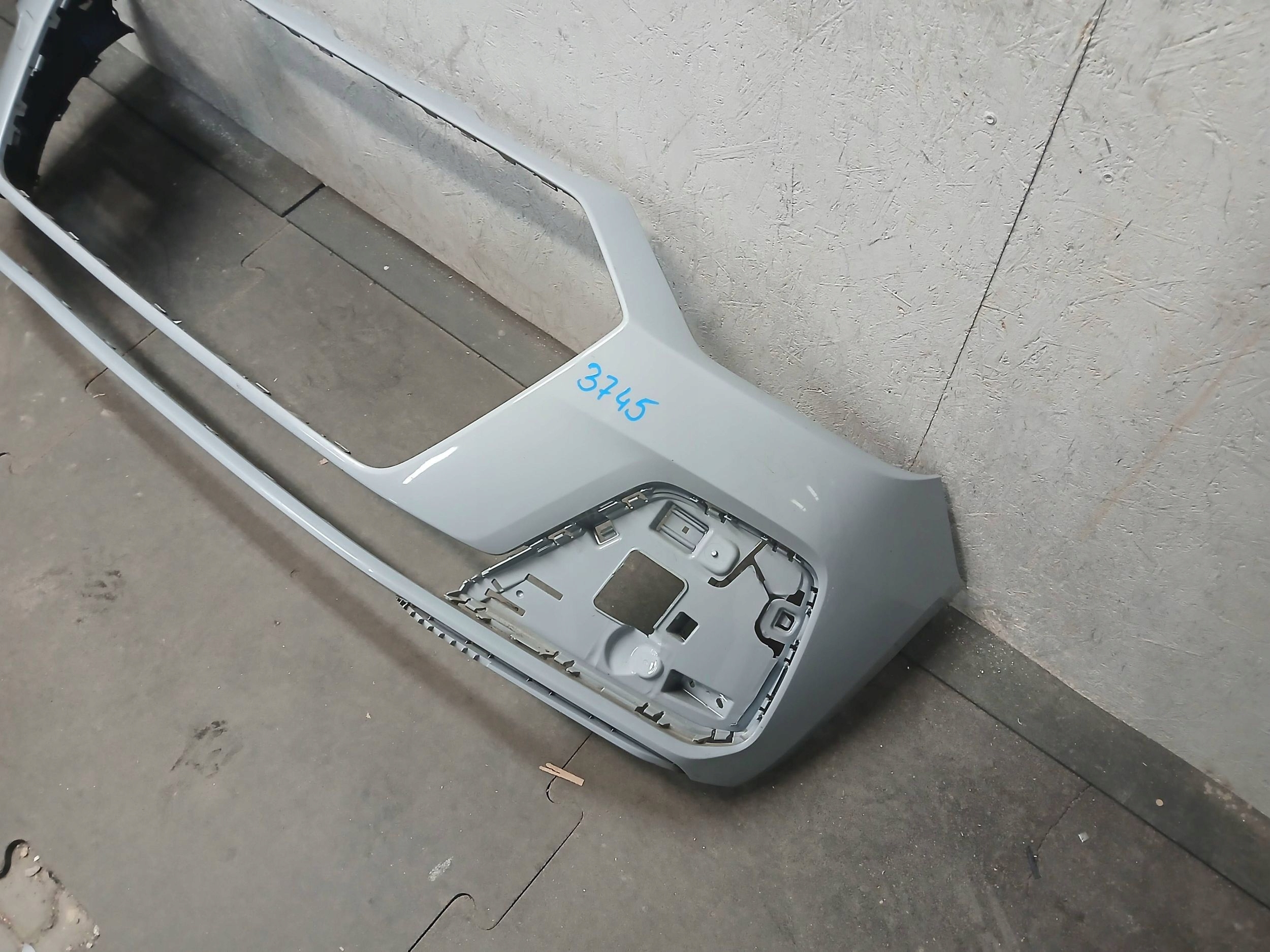 nárazník předek AUDI A1 82A