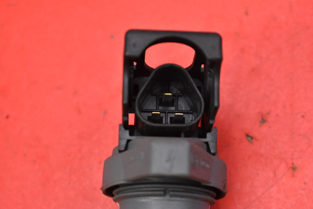 coil ignition 0221504471 BMW E90 E91 3.0i 218 KM 04-10