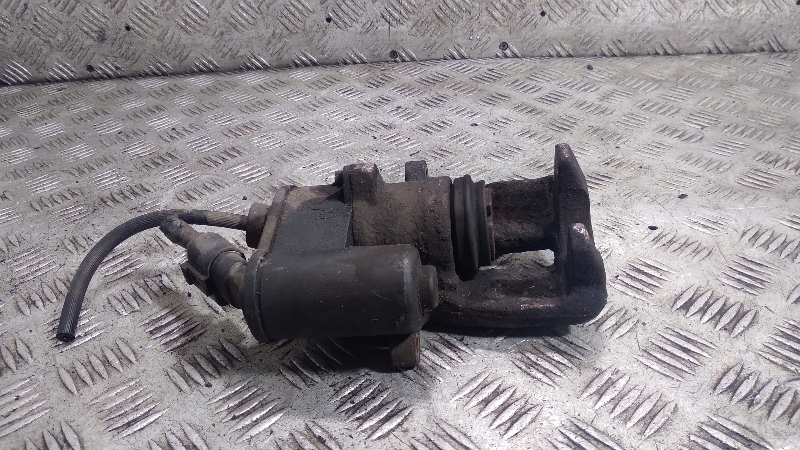 caliper brake right rear part rear AUDI A6-C6