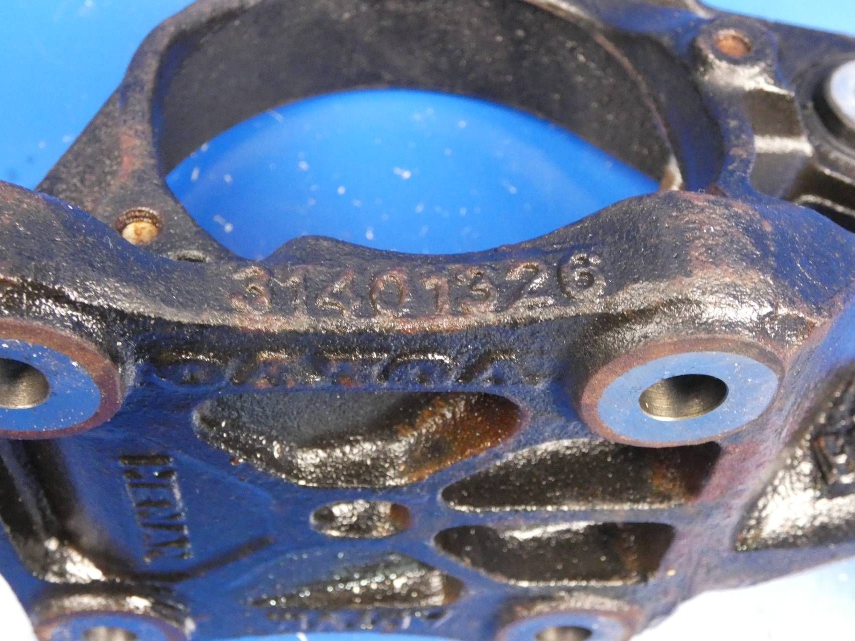 VOLVO V60 S60 II XC90 XC60 V90 S90 2.0 D4 Support Demi axe Support