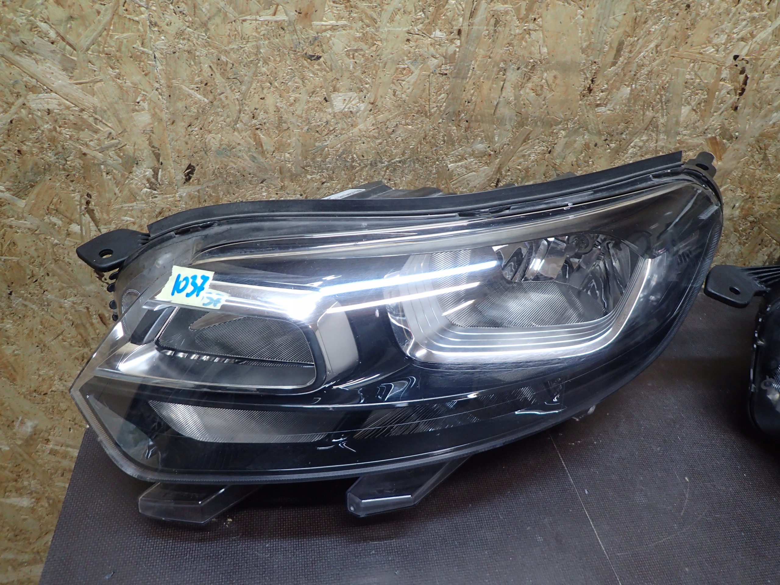 light front left CITROEN JUMPY SPACETOURER VIVARO C 16