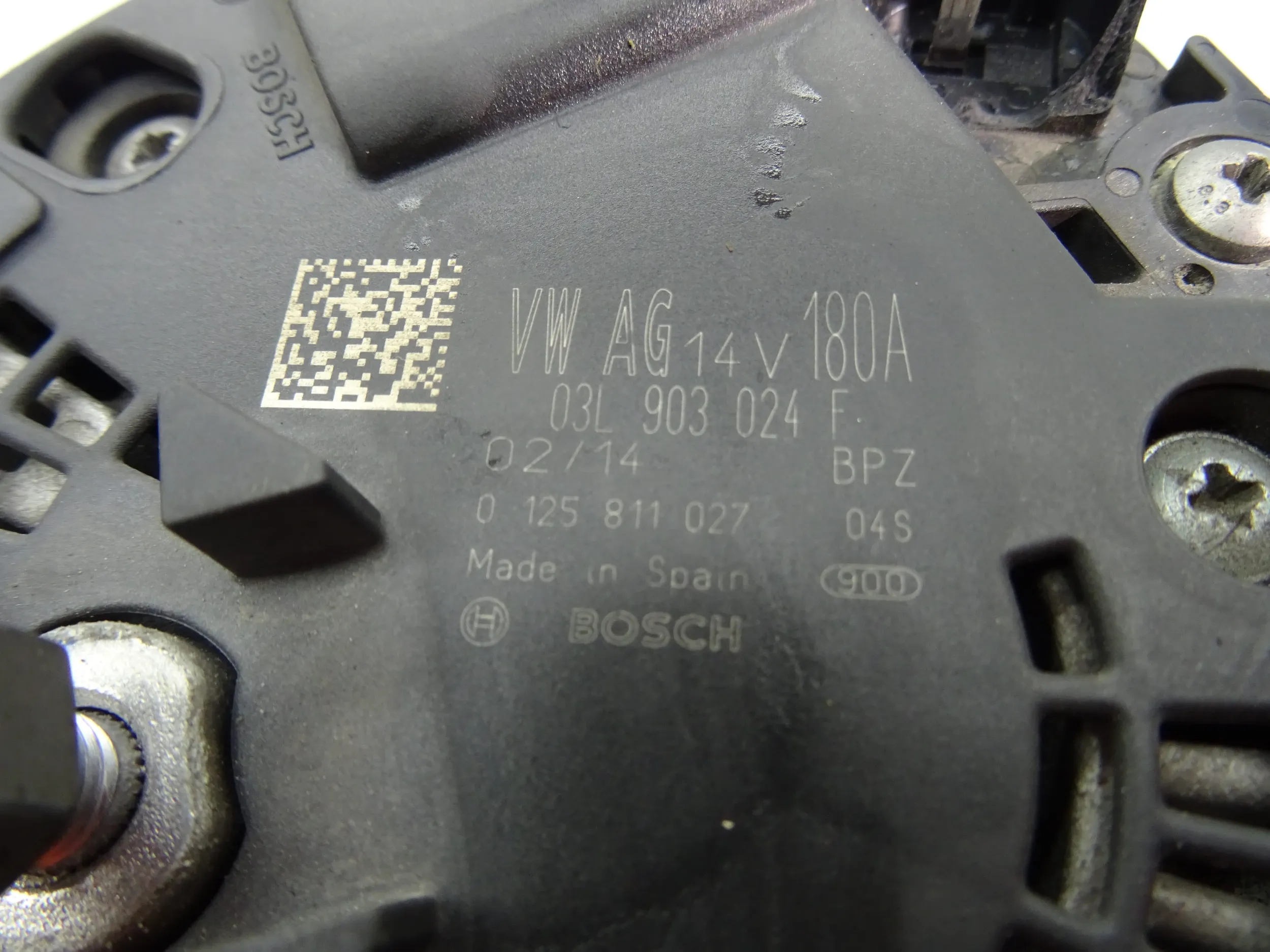 VW PASSAT B7 2014 ALTERNATOR 03L903024F Typ samochodu Samochody osobowe