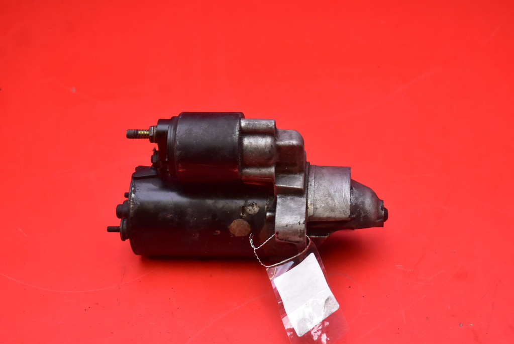 startér 9z Audi A4 B6 2,4 V6 Benzín 001108174