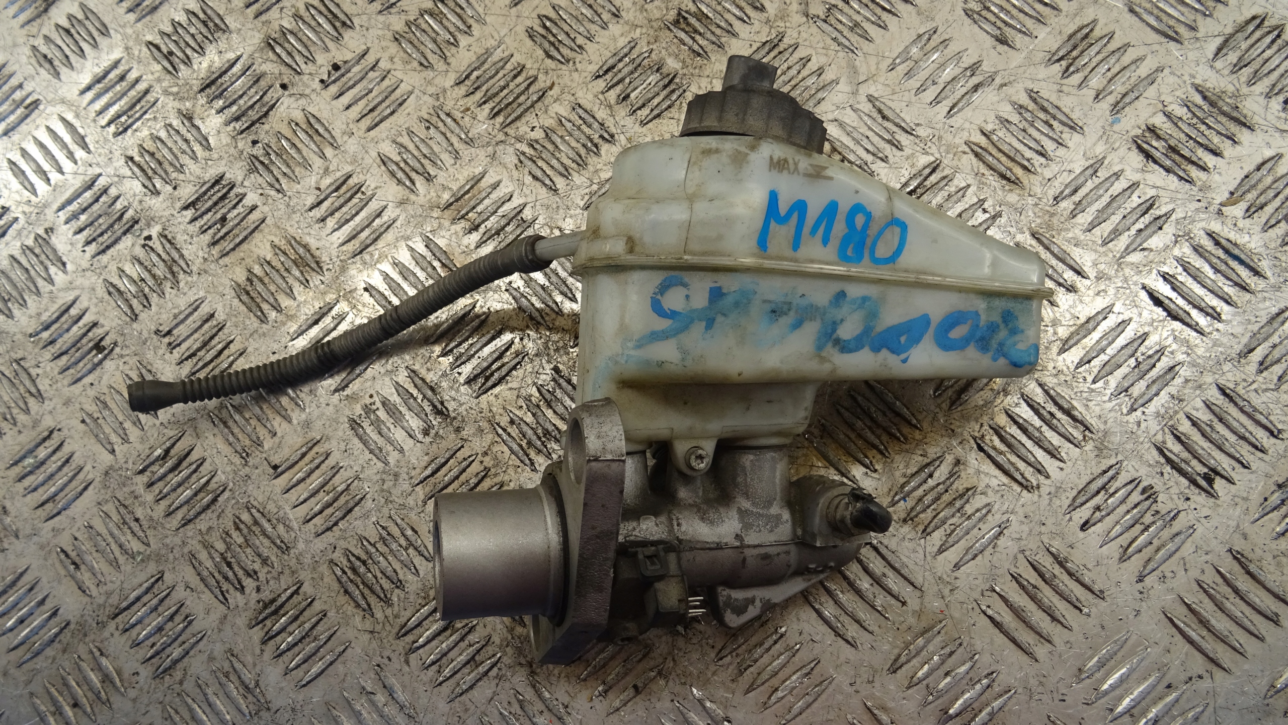 Volkswagen OE 1K0945459A Servofreno nr M180
