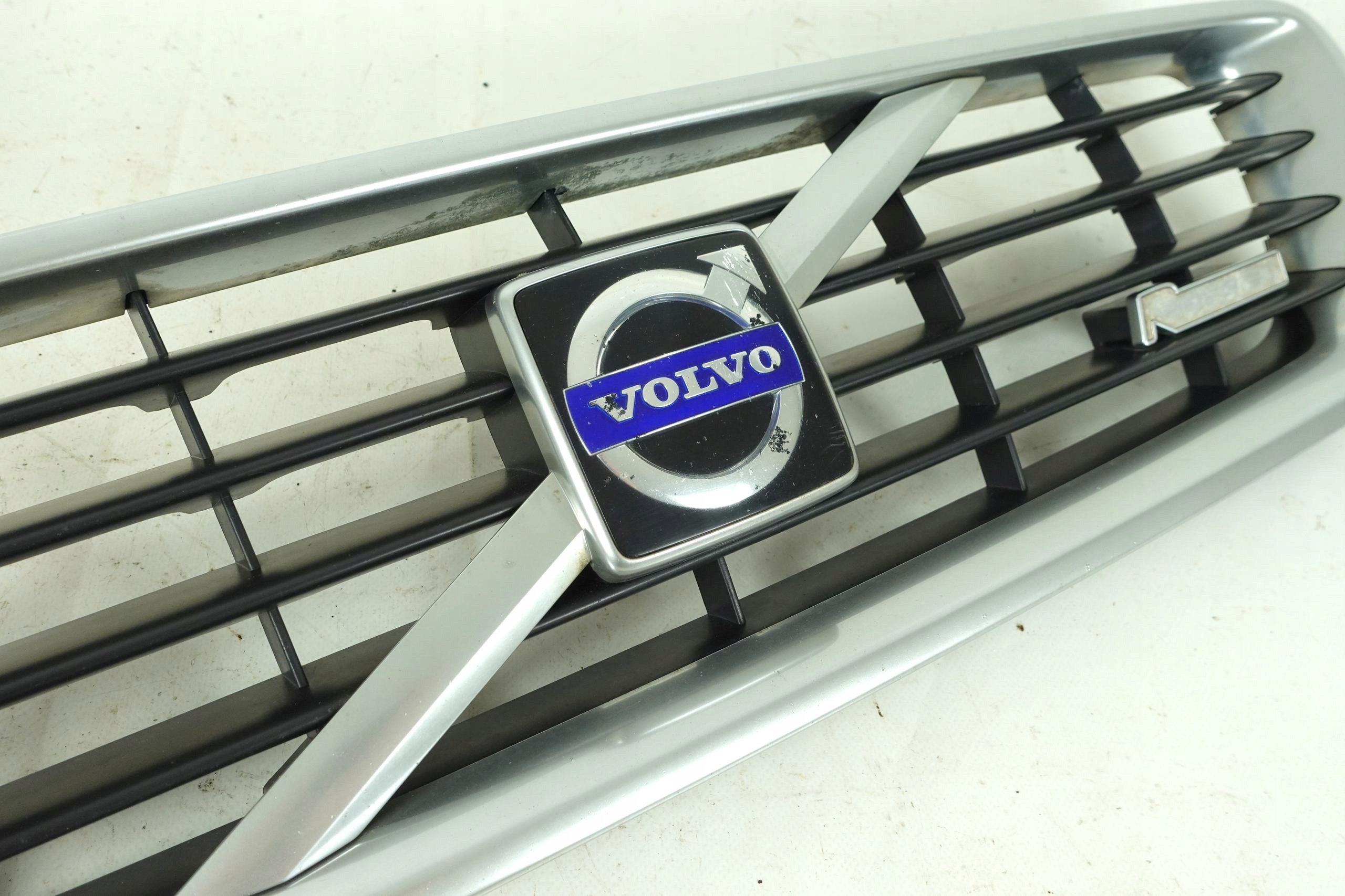 grille front grill grill logo VOLVO C30 06-10 R-design 30657194 30655403