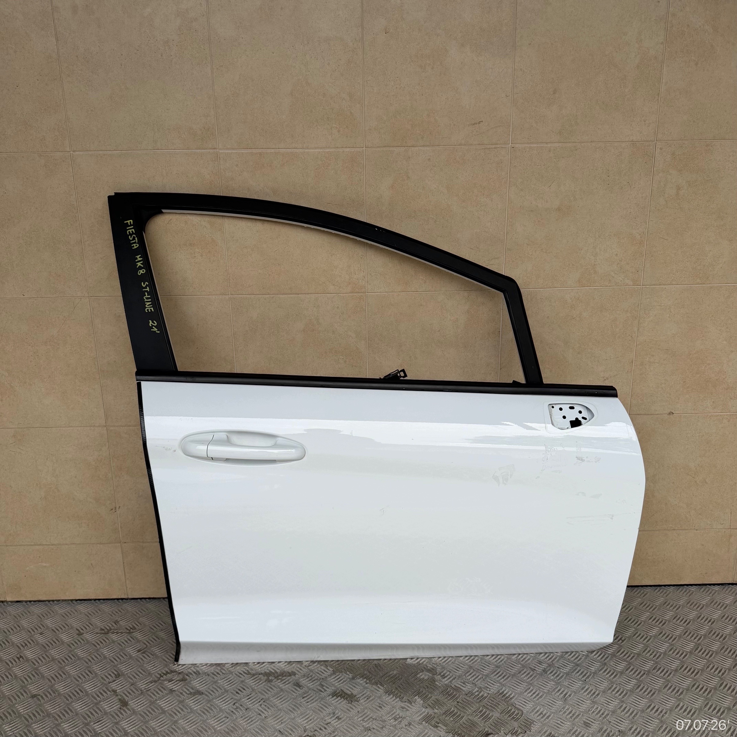 door complete front right FORD FIESTA MK8 2021 ROK ST-LINE