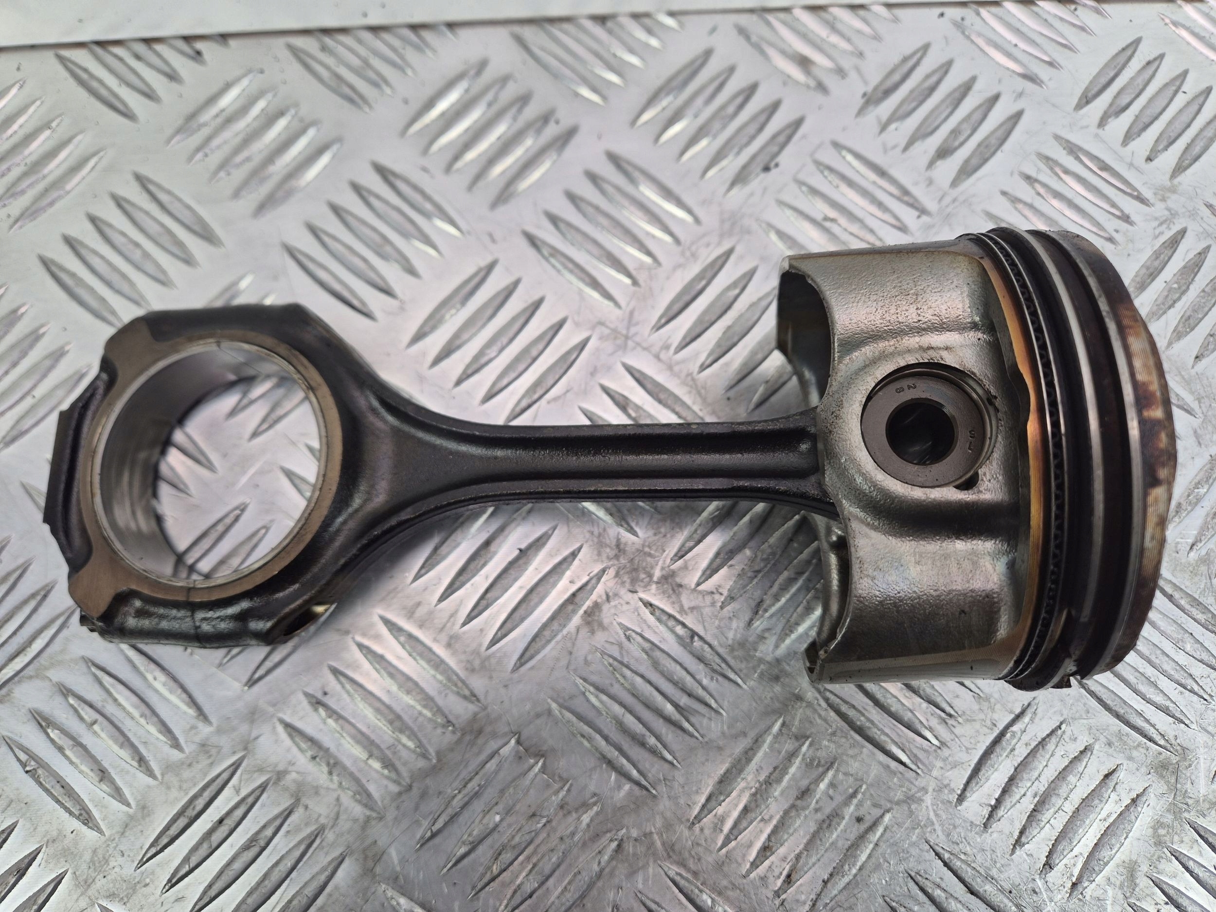 M272 piston with connecting rod Mercedes C280 W204 4R1608