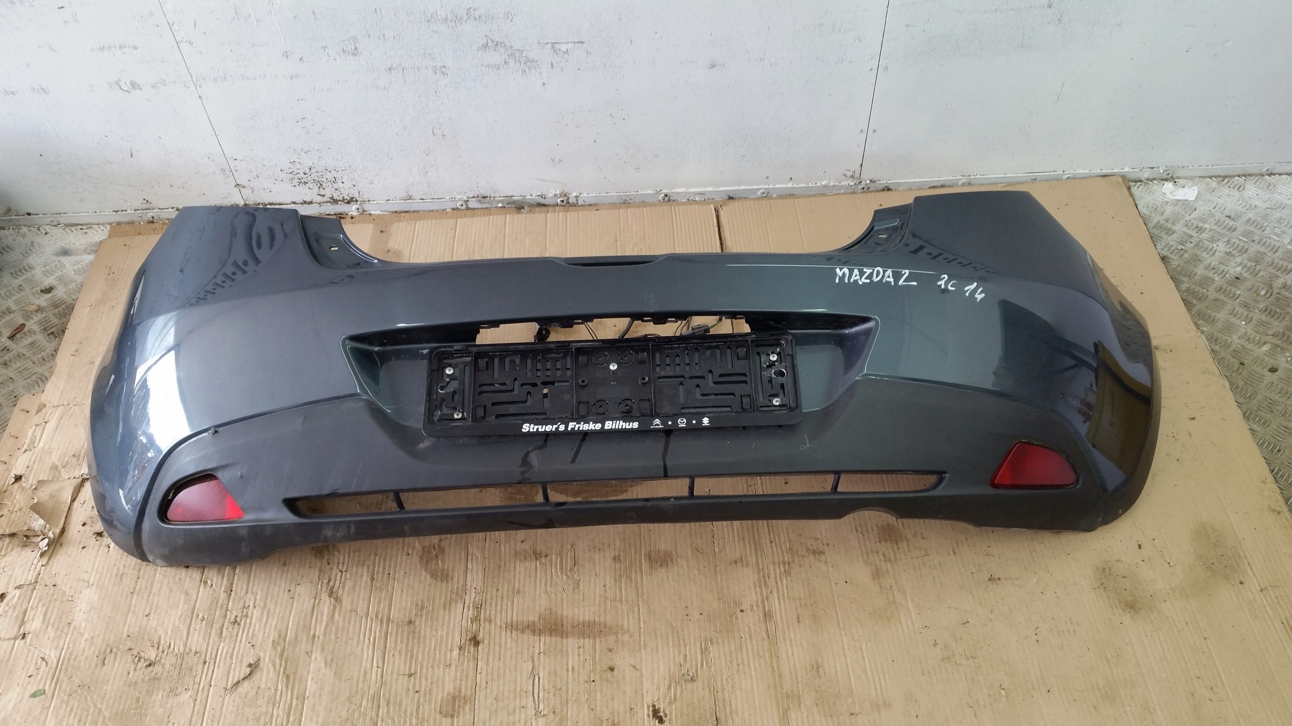 2. Бампер задний мазда 2. Задний. Мазда. Бампер задний мазда 2.