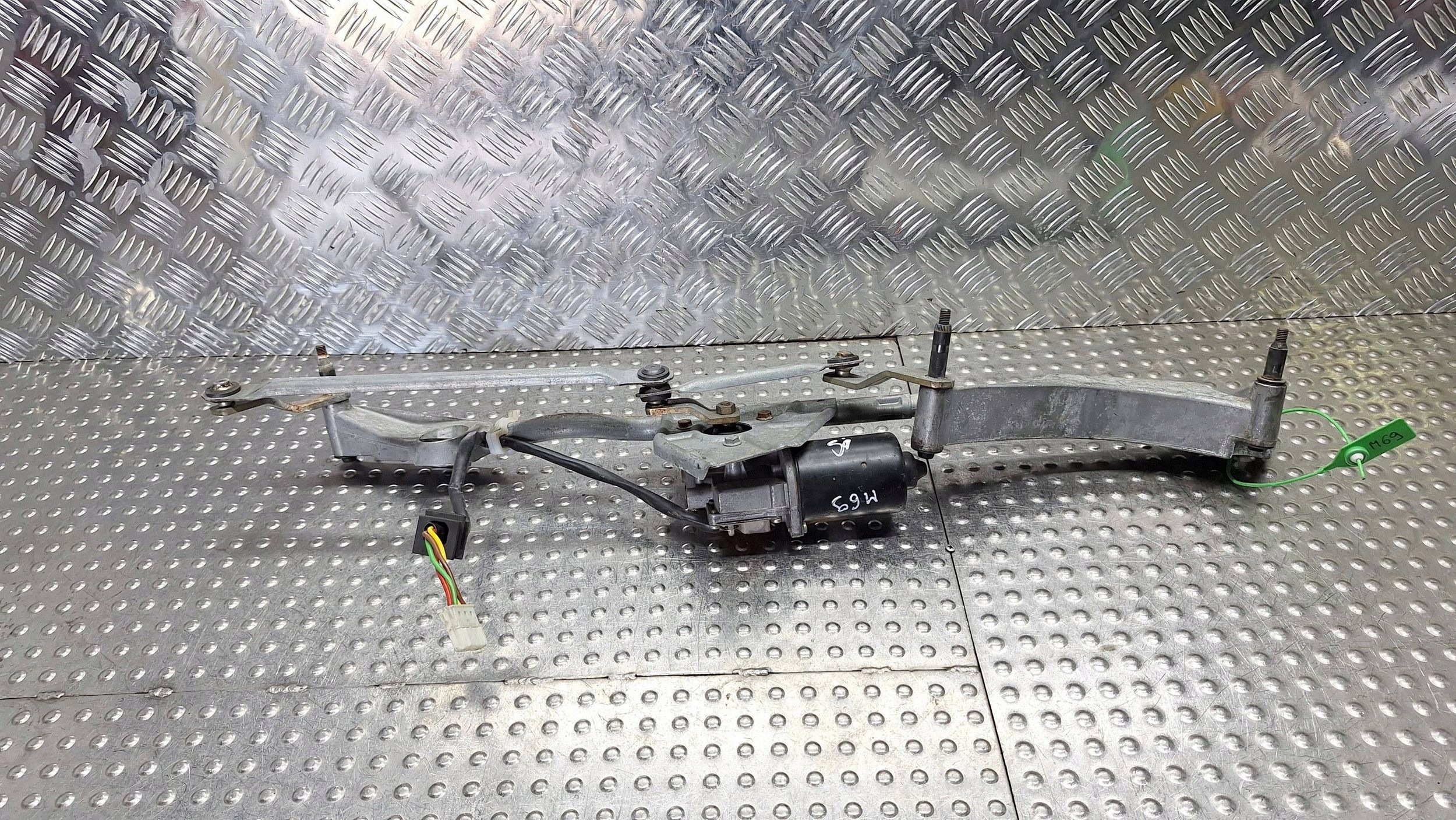 wiper mechanism front A2038200442 MERCEDES W203
