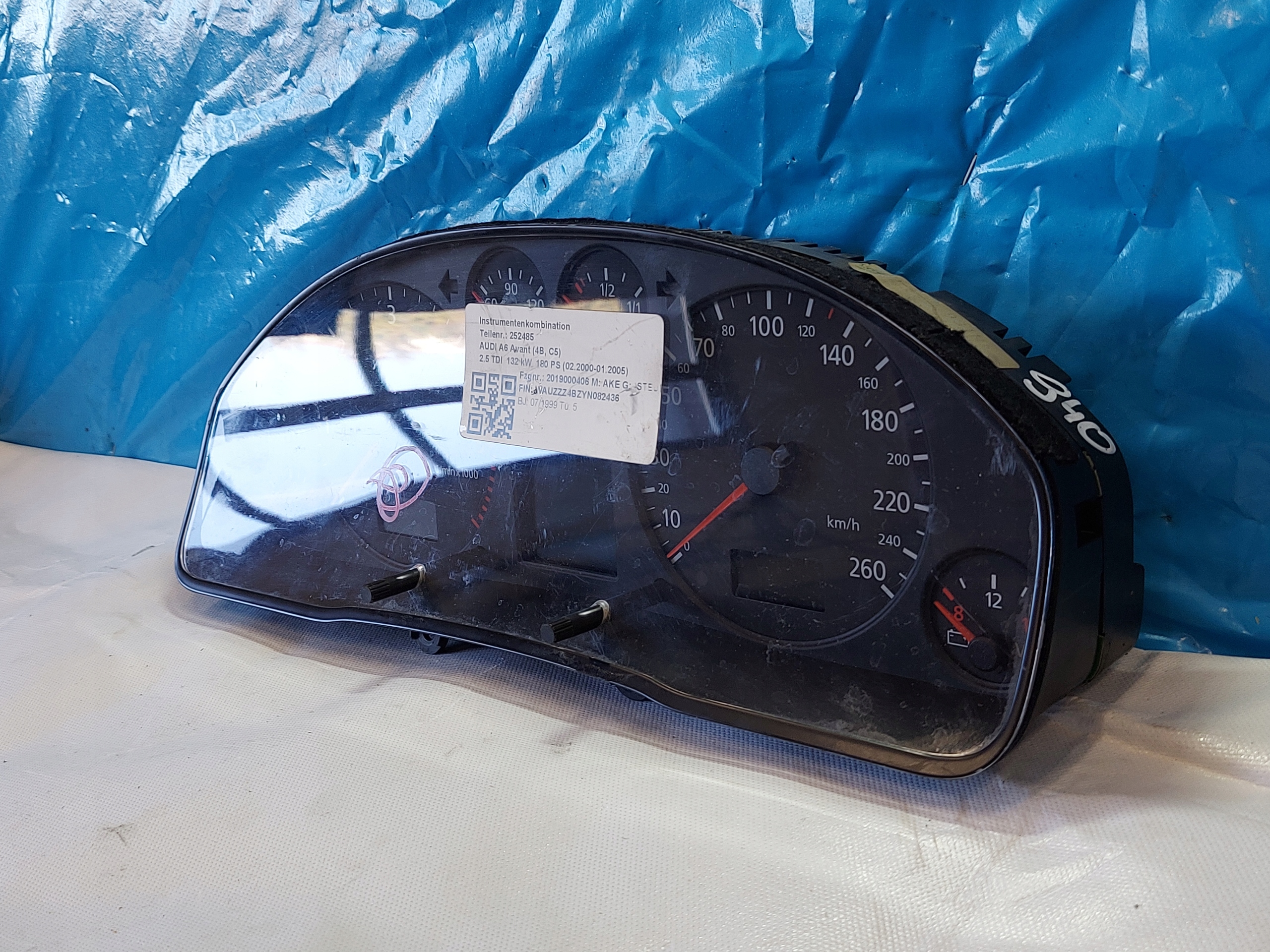 dials clock A6 C5 2.5 TDI 4BO920931M