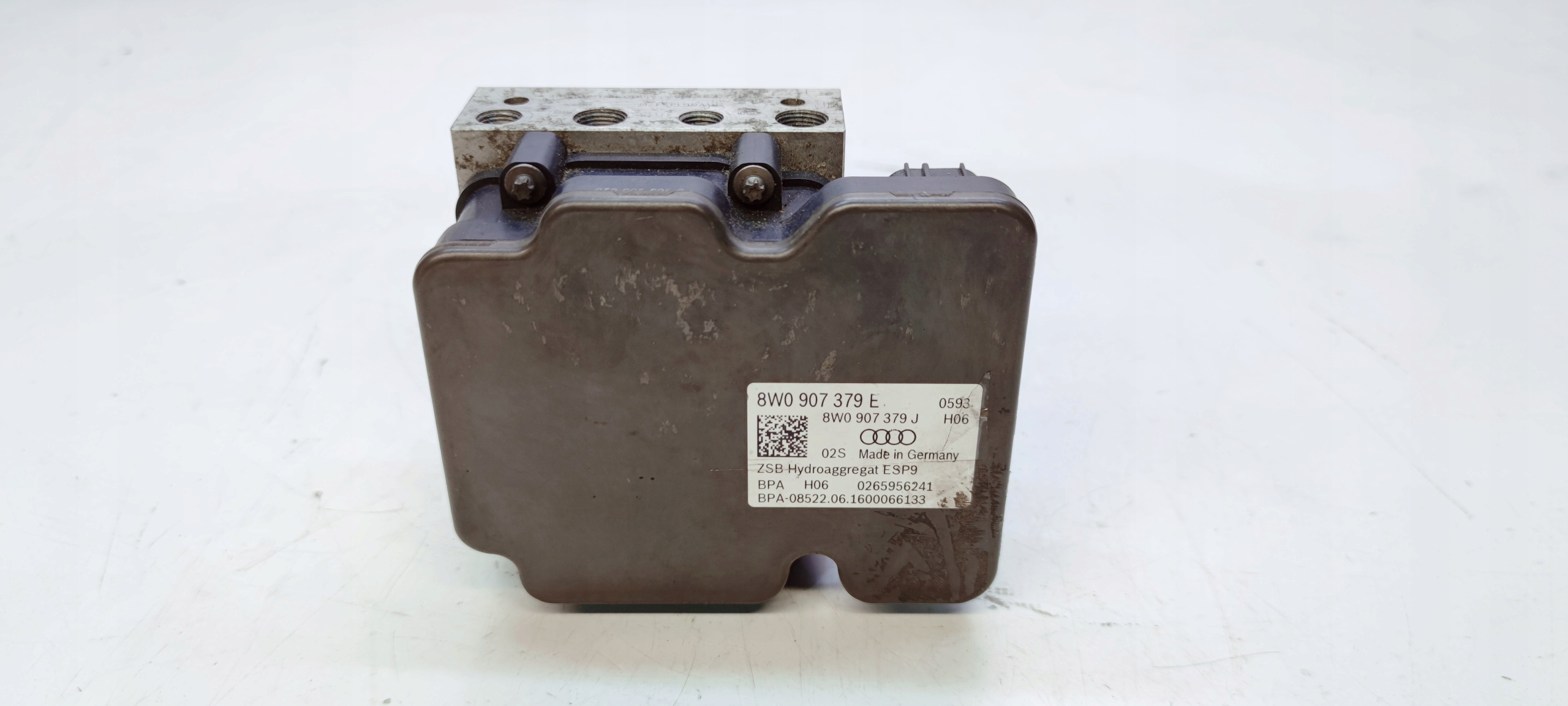 pump control unit ABS ESP AUDI A4 B9 A5 8W 8W0907379E 8W0907379J