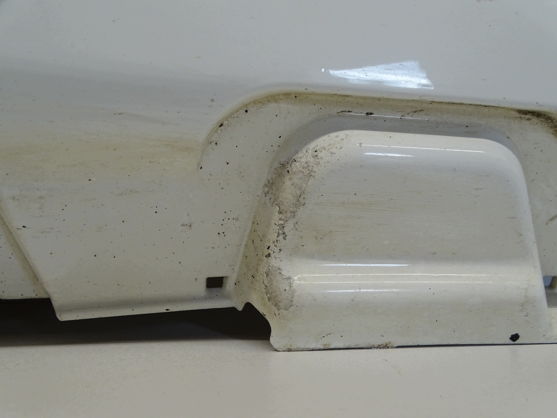 moulding threshold cap left MERCEDES C W205 sedan A2056900740