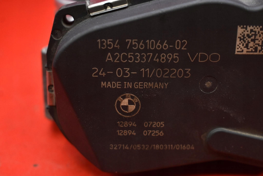 Valvola a farfalla 7561066 BMW E90 E91 2.0i 143 KM 08-13