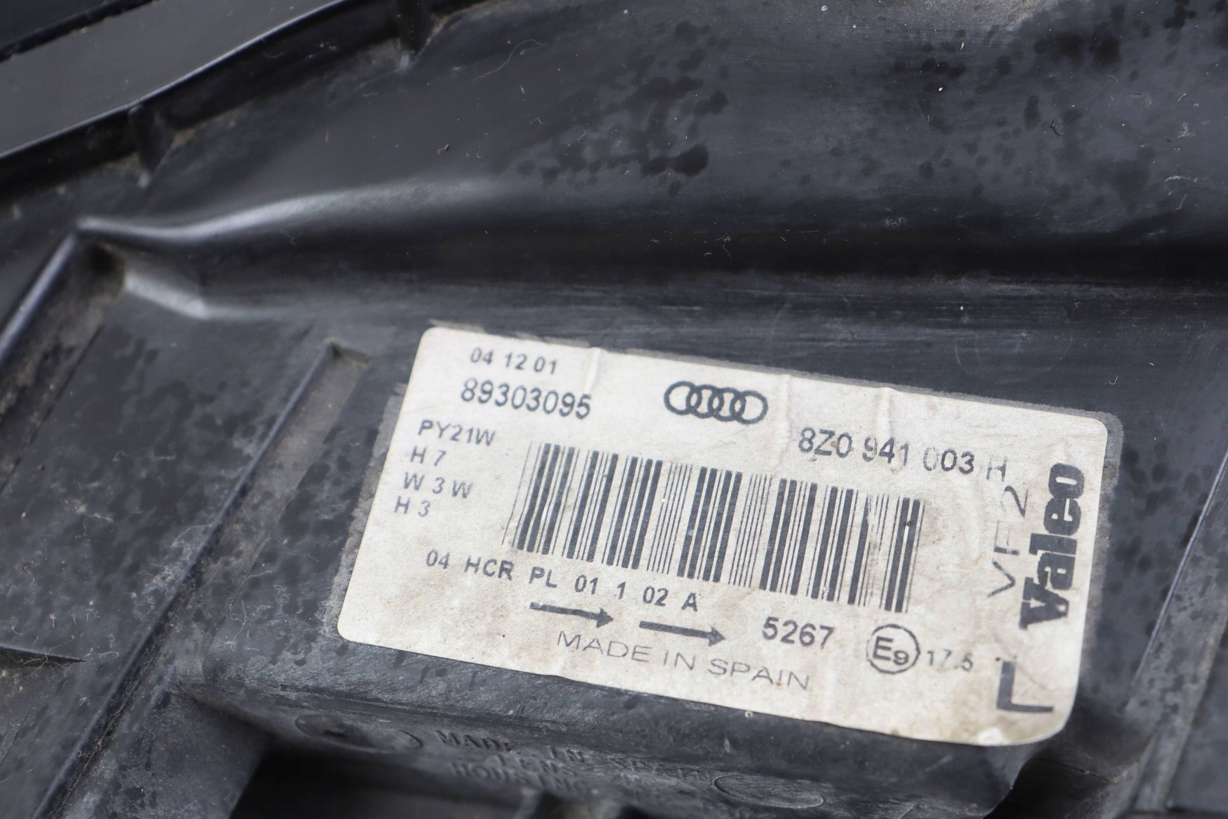 AUDI A2 light front left front 8Z0941003H EUROPA