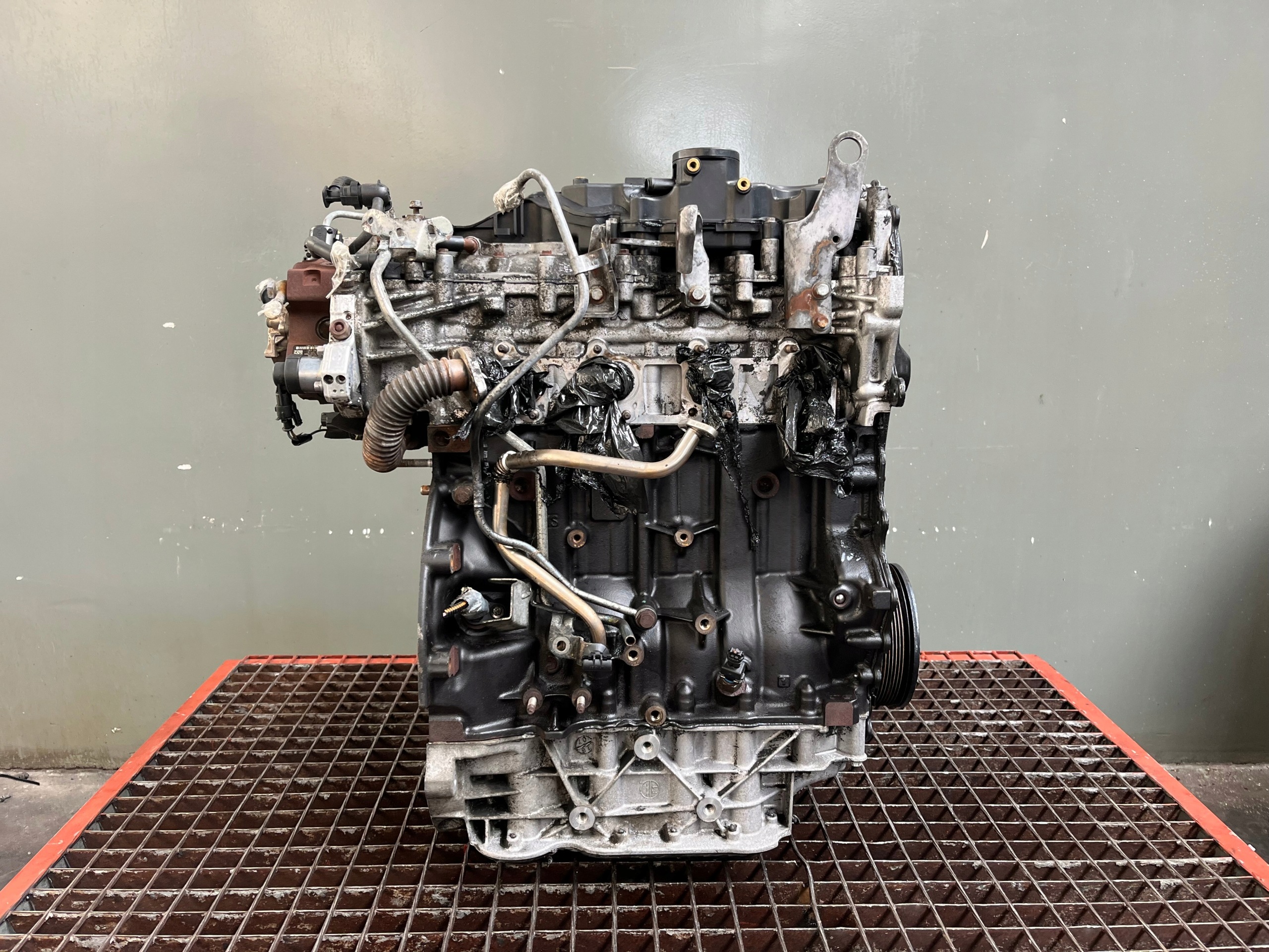 engine DIESEL complete nozzles pump RENAULT TRAFIC 2 2.0DCI M9R 780 EURO4