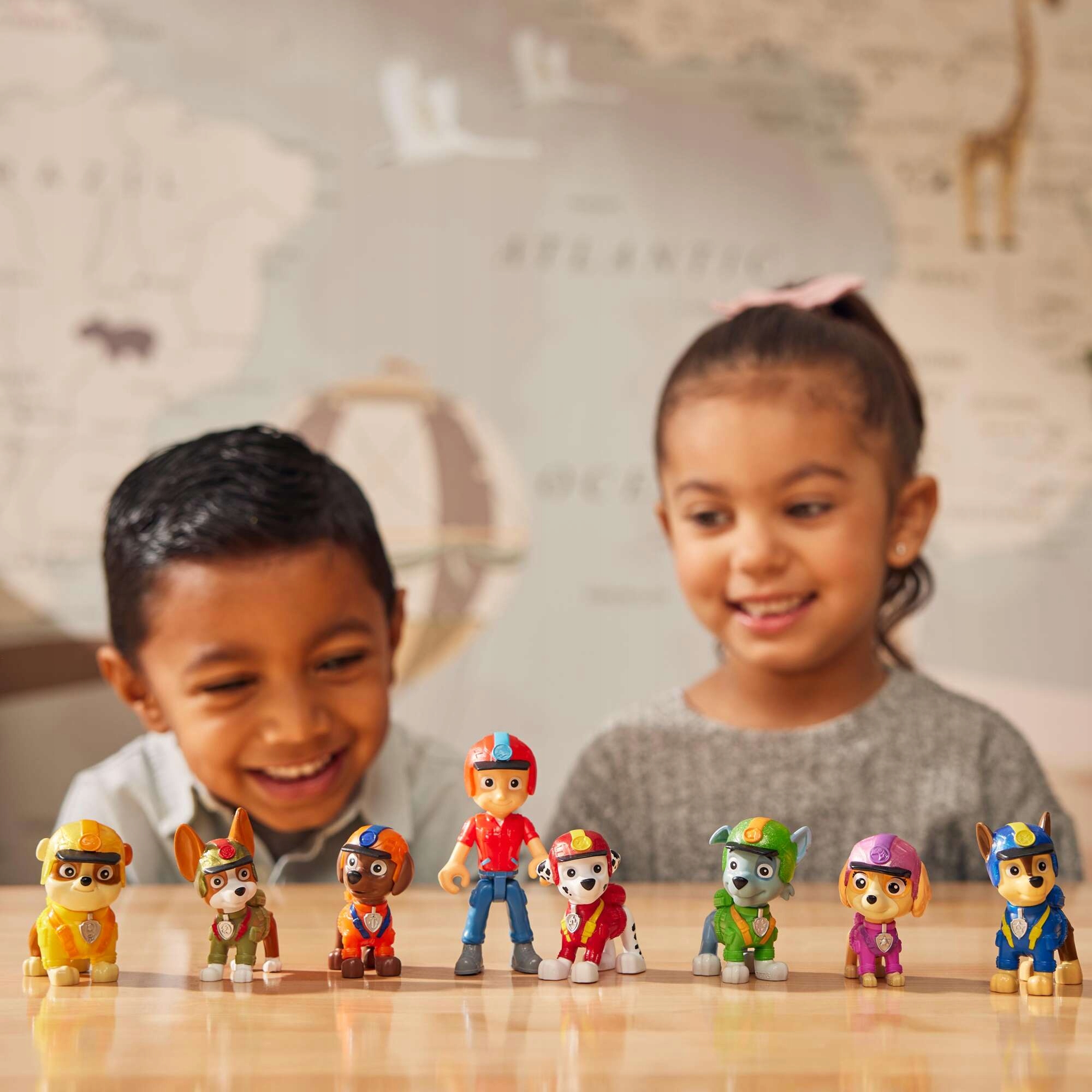 PSI PATROL JUNGLE PUPS 8 FIGUREK PIESKI RYDER RUCHOME FIGURKI PAW PATROL Bohater Psi Patrol