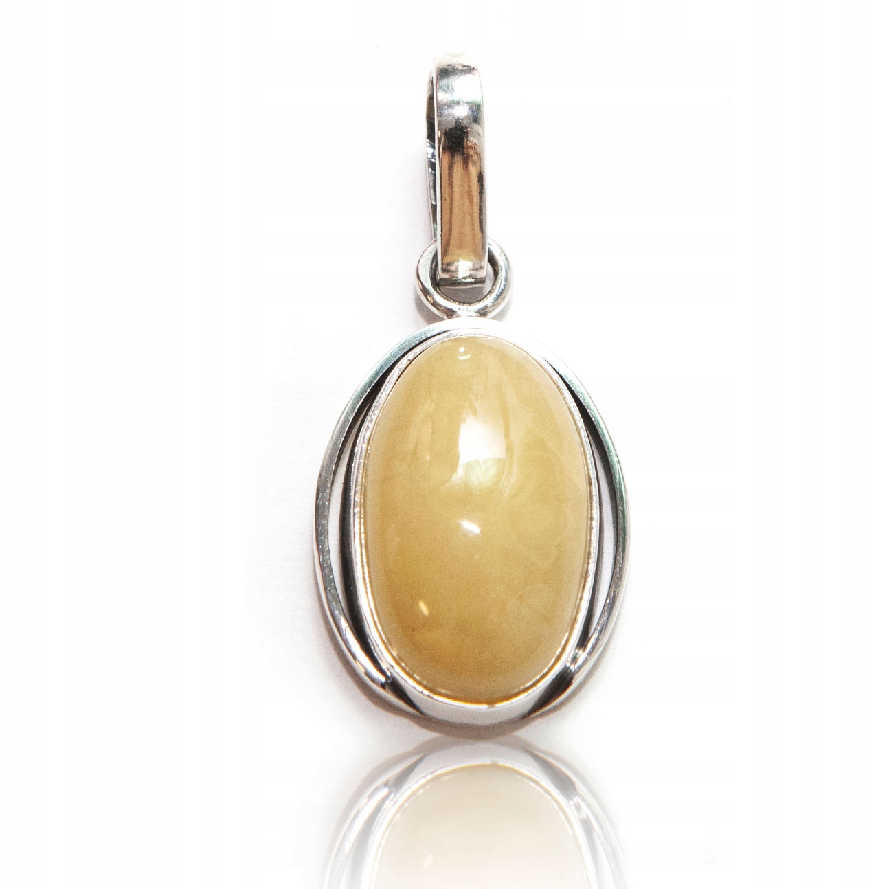 Stříbrný přívěsek s jantarem, přírodní mléčný jantar stříbro 925